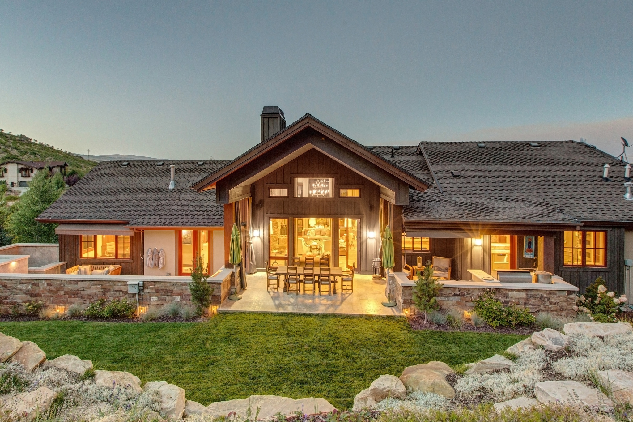 THE COVE - Residential