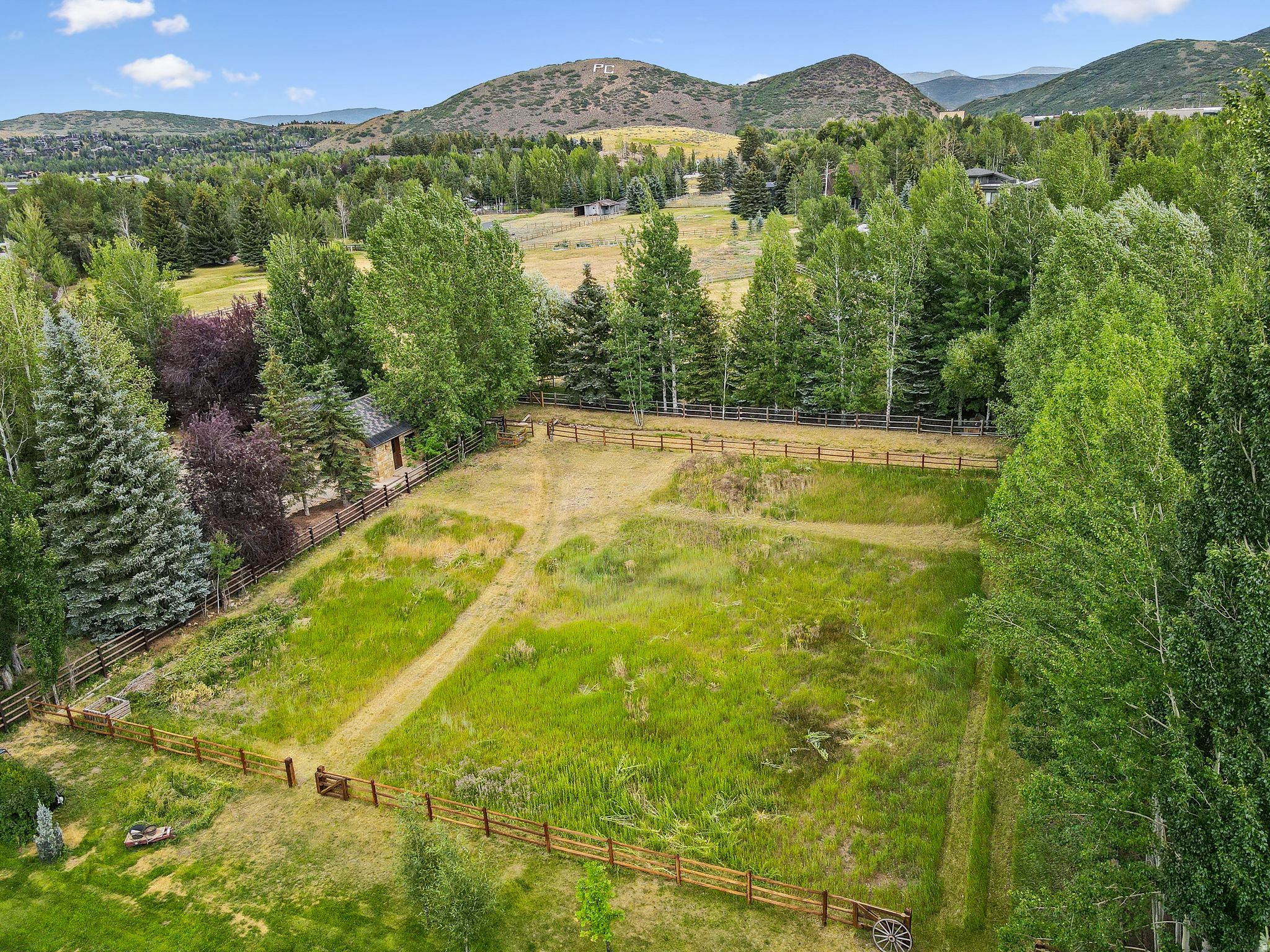 HOLIDAY RANCHETTES SUBDIVISION - Residential