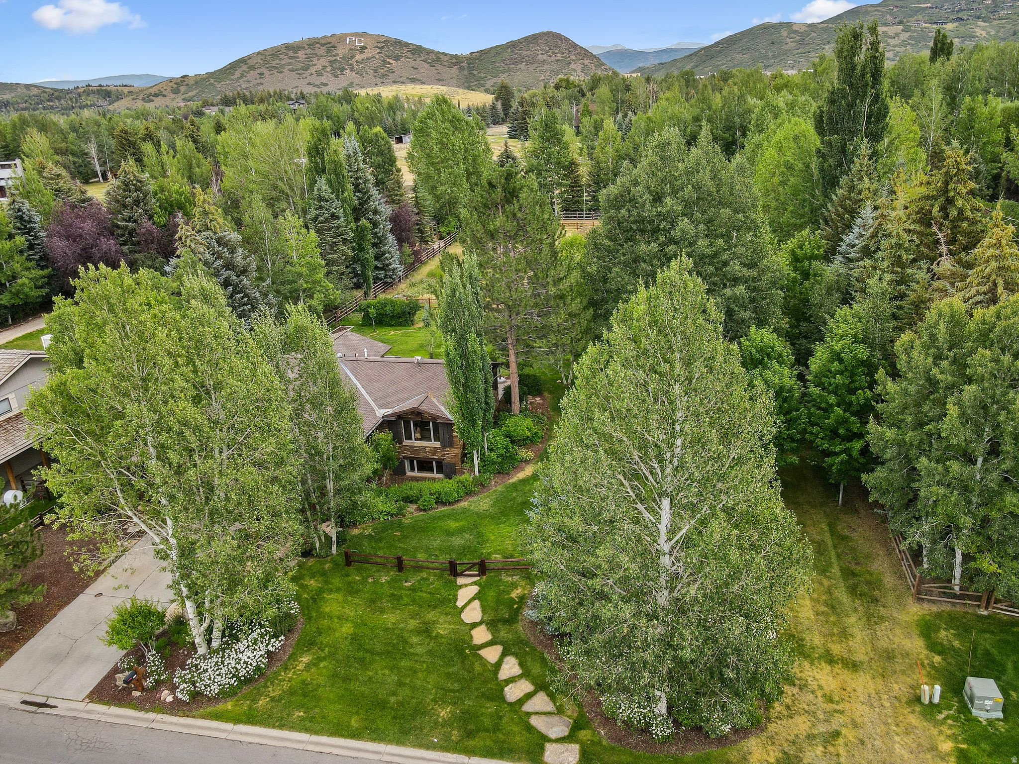 HOLIDAY RANCHETTES SUBDIVISION - Residential