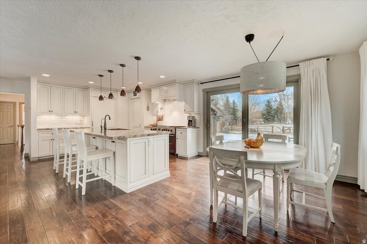 HOLIDAY RANCHETTES SUBDIVISION - Residential