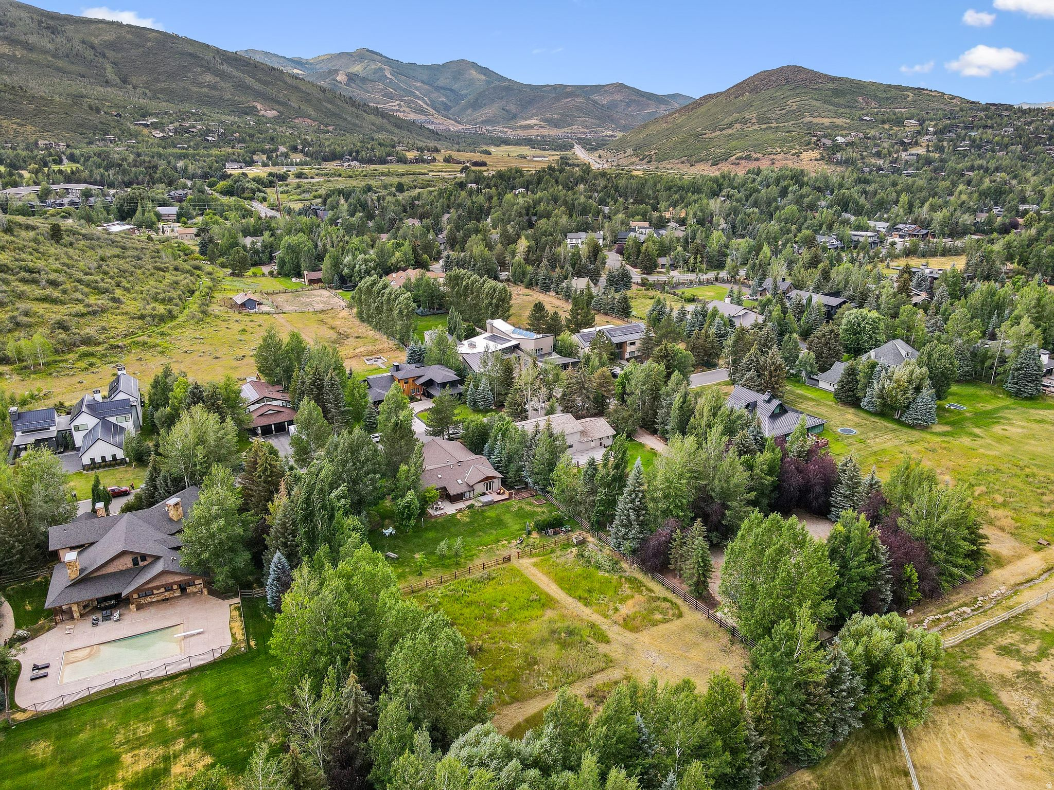 HOLIDAY RANCHETTES SUBDIVISION - Residential