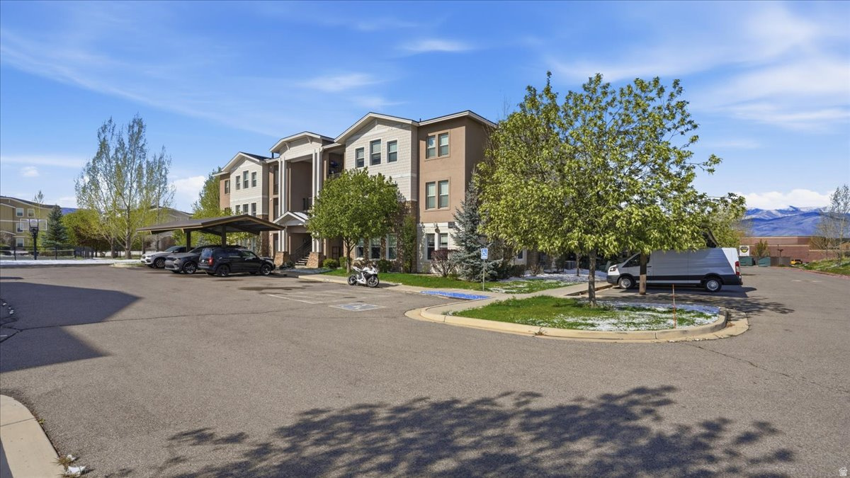 RANCH LANDING - Residential