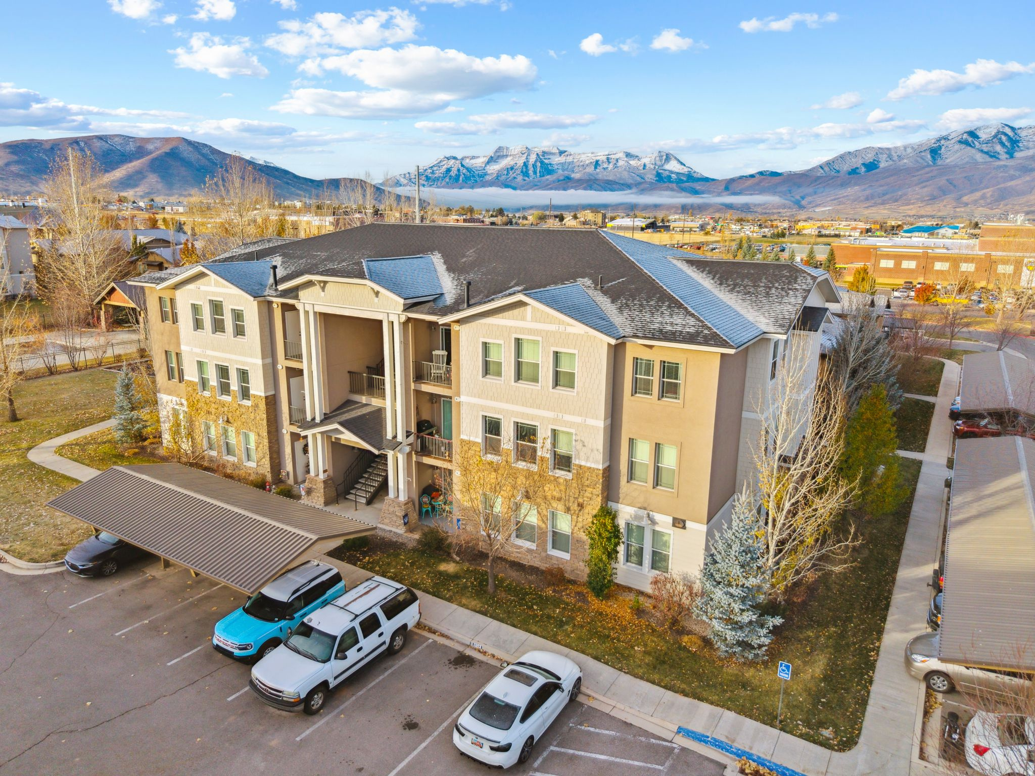 RANCH LANDING - Residential