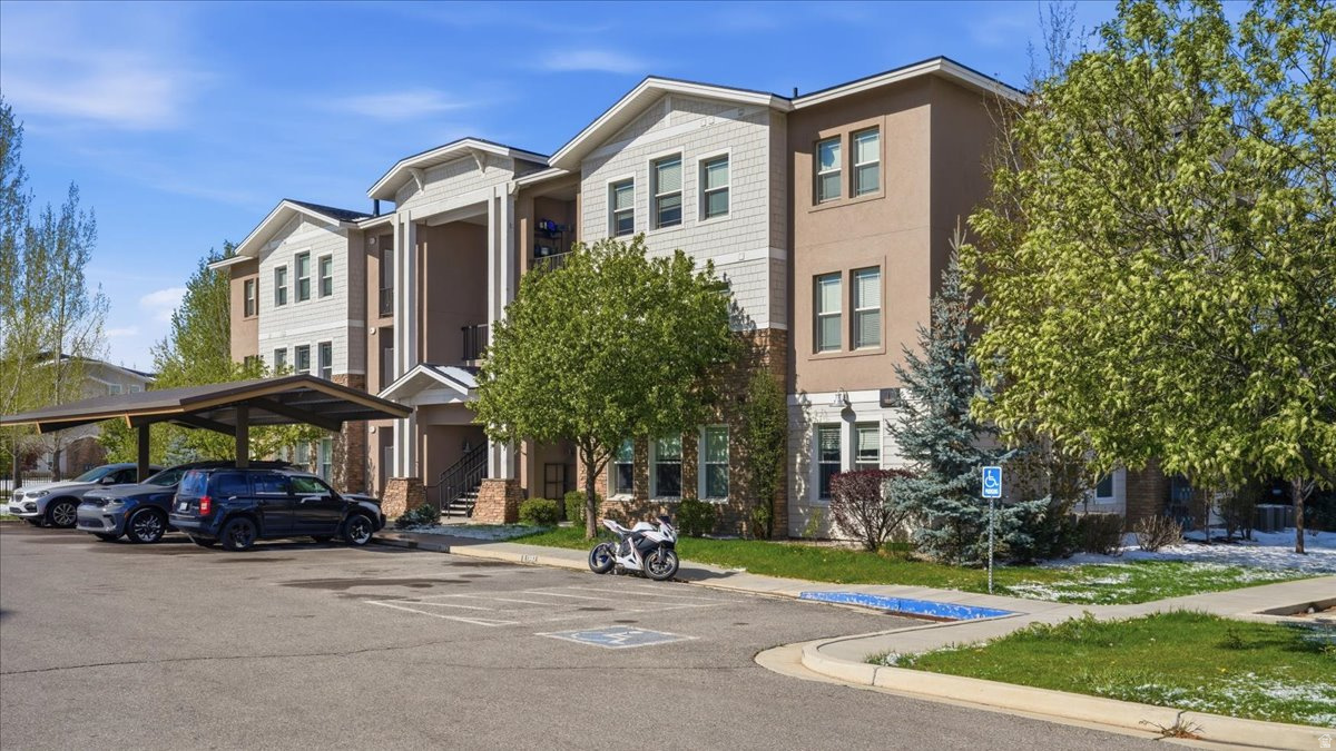 RANCH LANDING - Residential