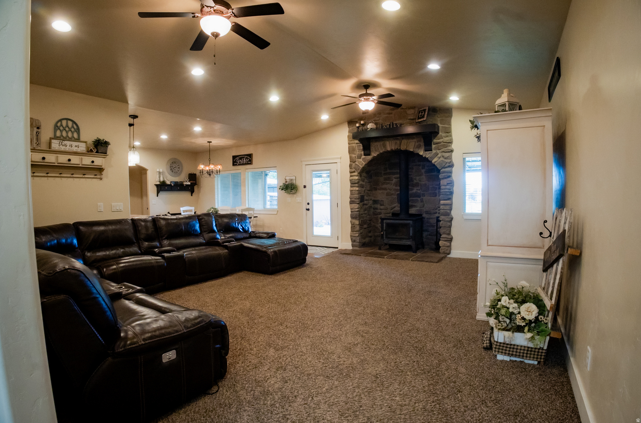 COVENTRY COVE - Residential