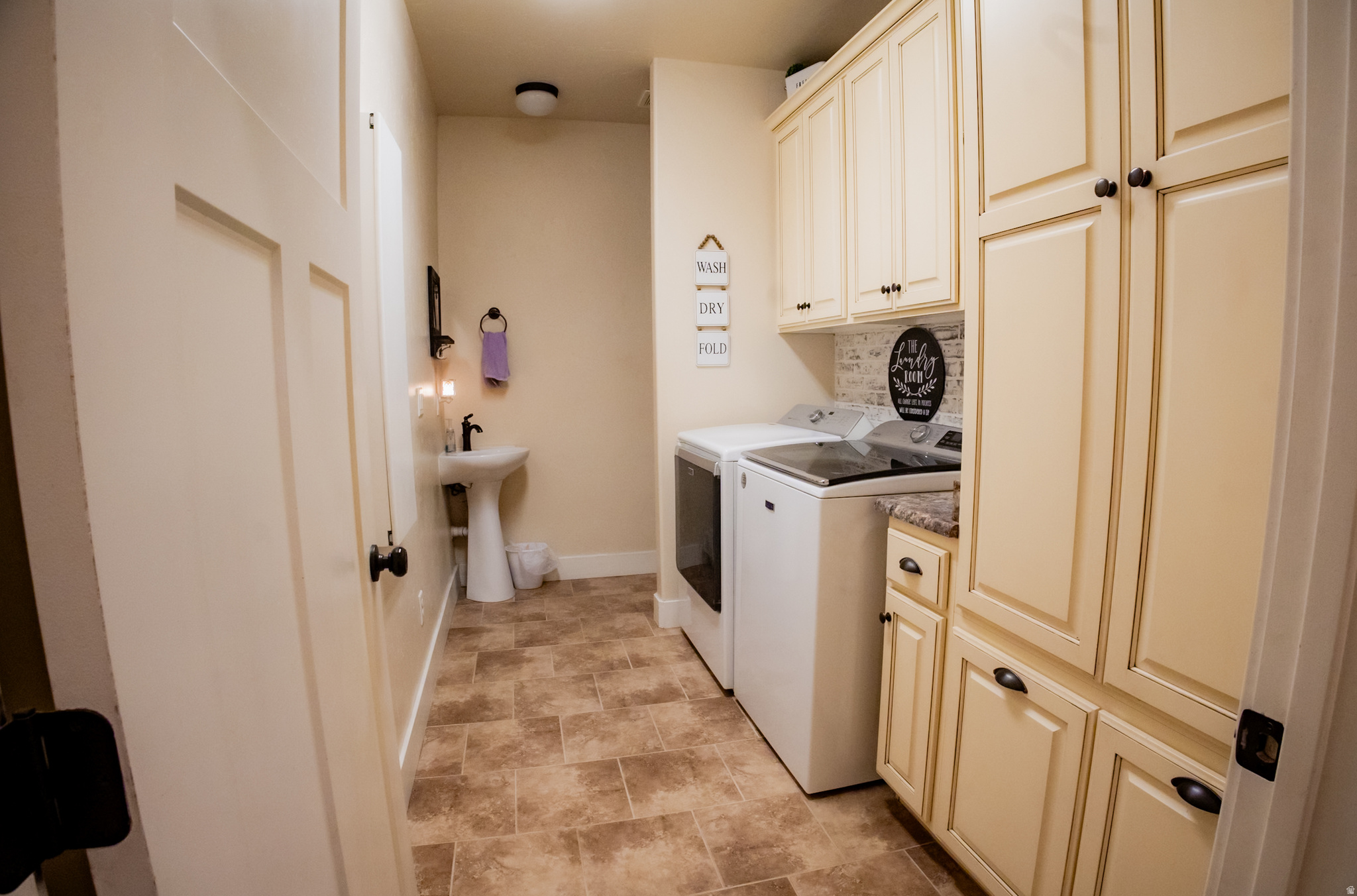 COVENTRY COVE - Residential