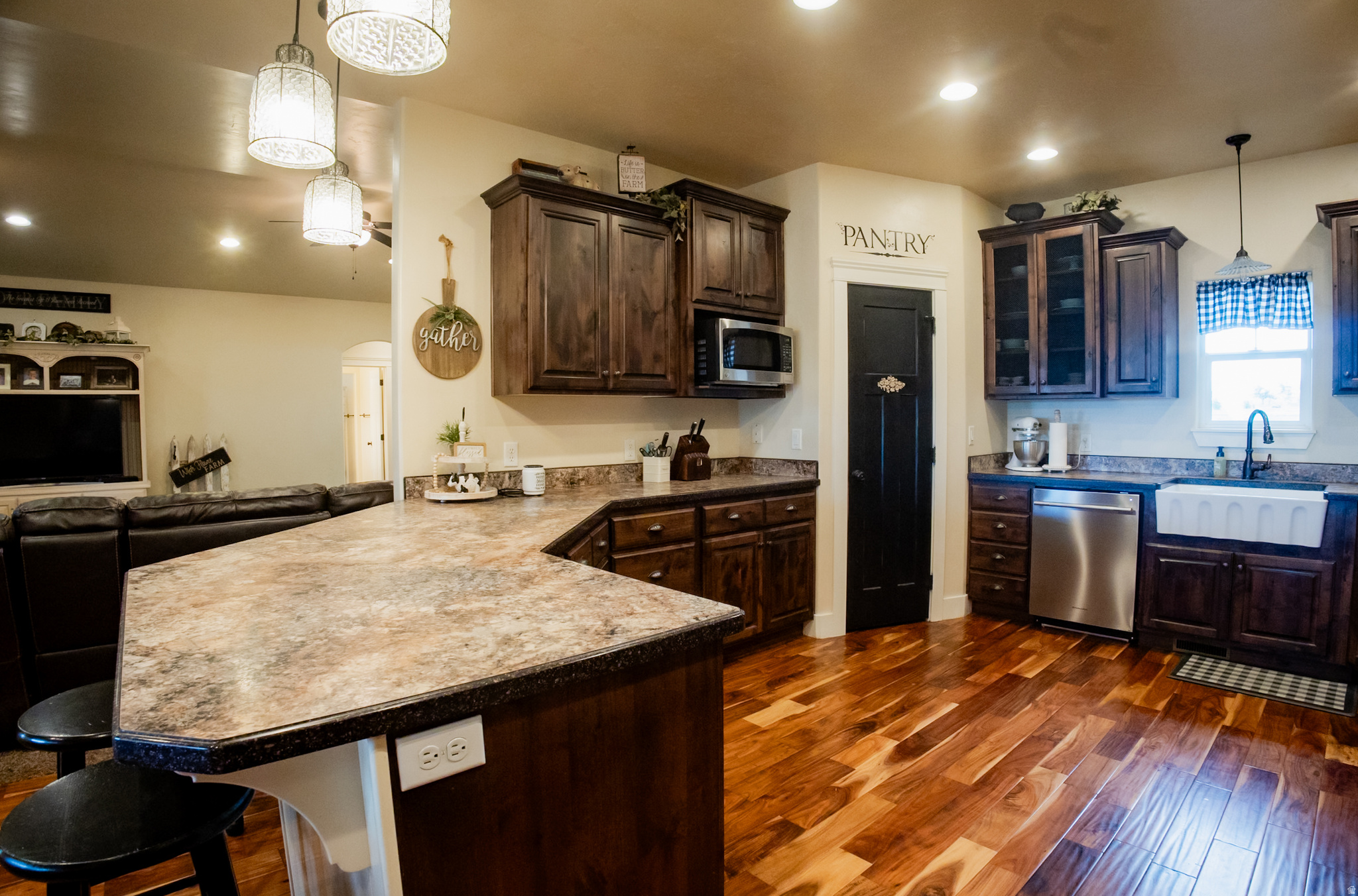 COVENTRY COVE - Residential