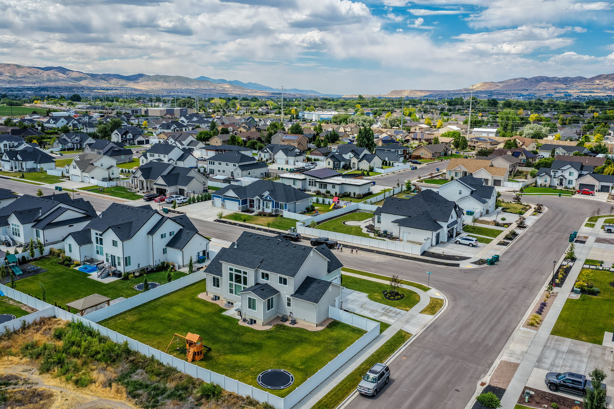 TAYLOR MEADOWS - Residential