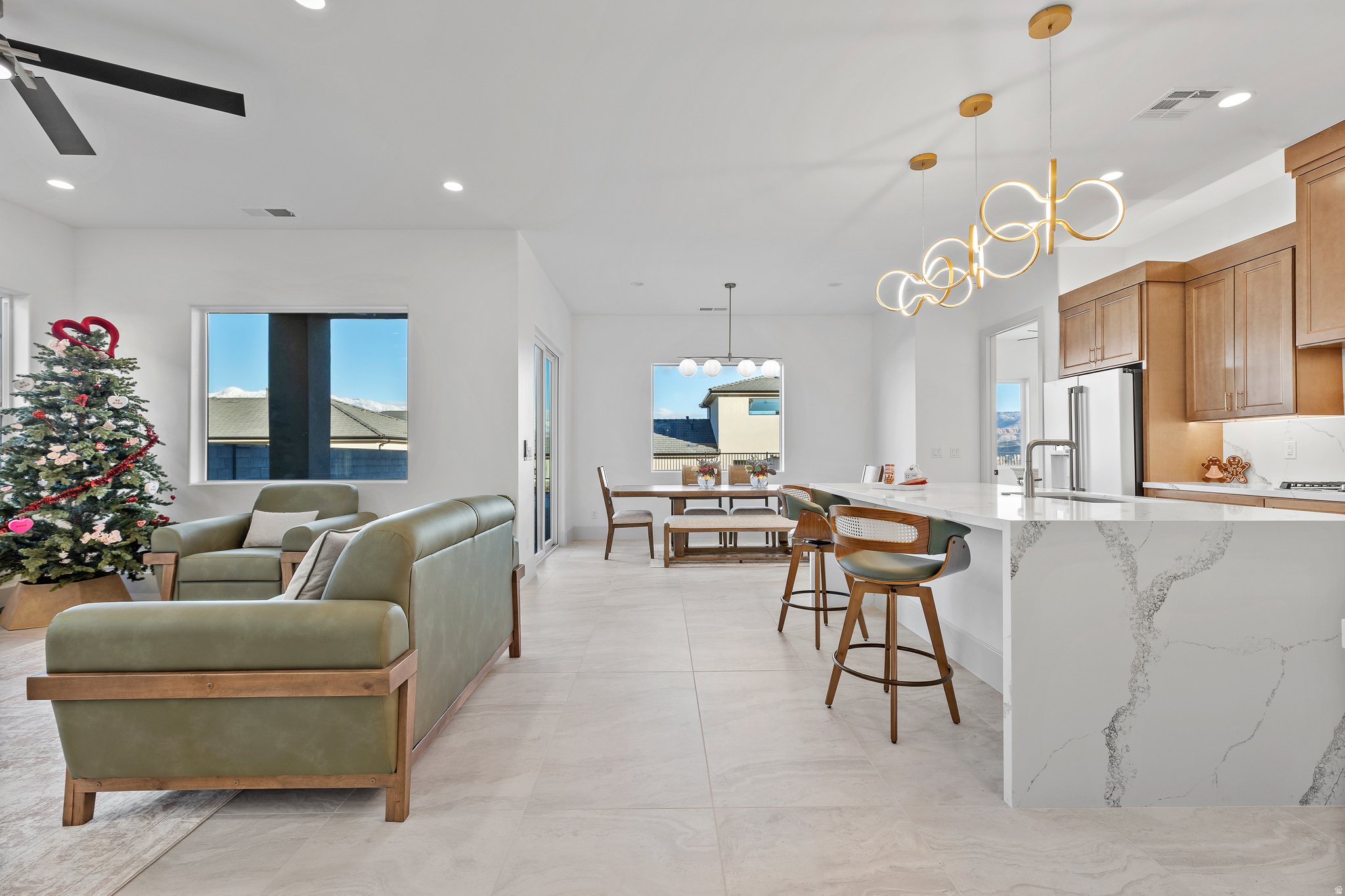 FALCON RIDGE PH 4 - Residential