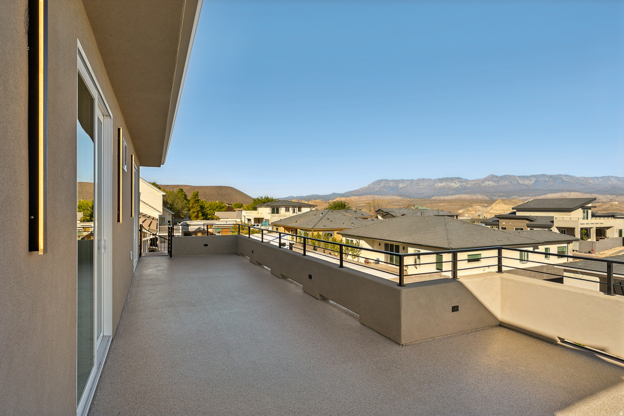 FALCON RIDGE PH 4 - Residential