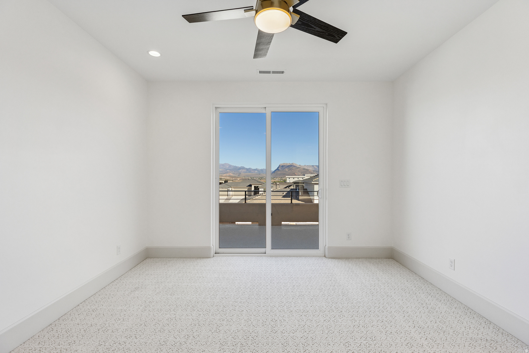 FALCON RIDGE PH 4 - Residential