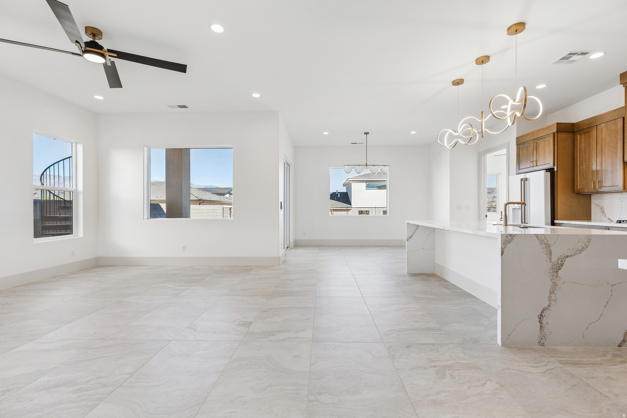 FALCON RIDGE PH 4 - Residential