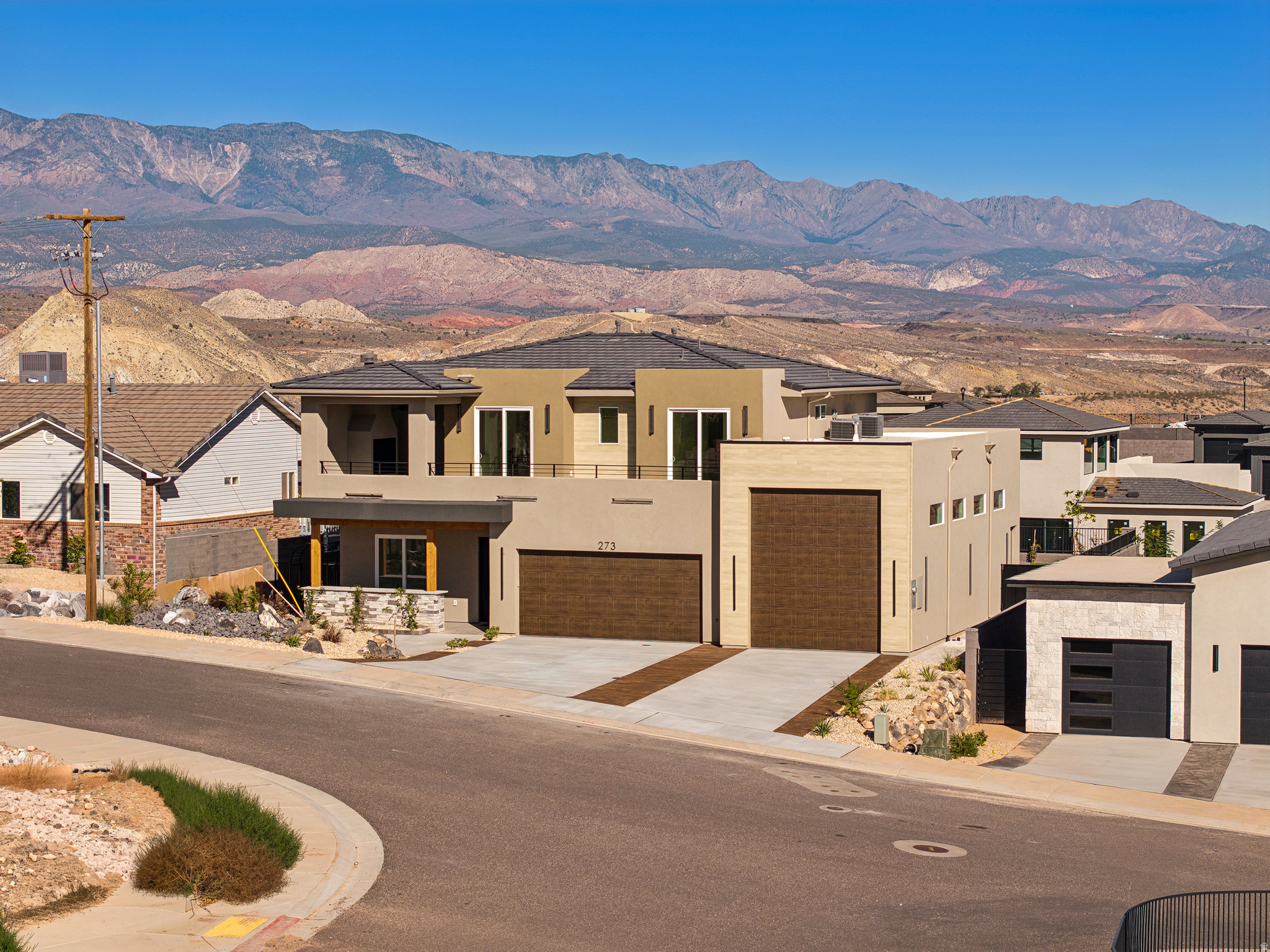 FALCON RIDGE PH 4 - Residential