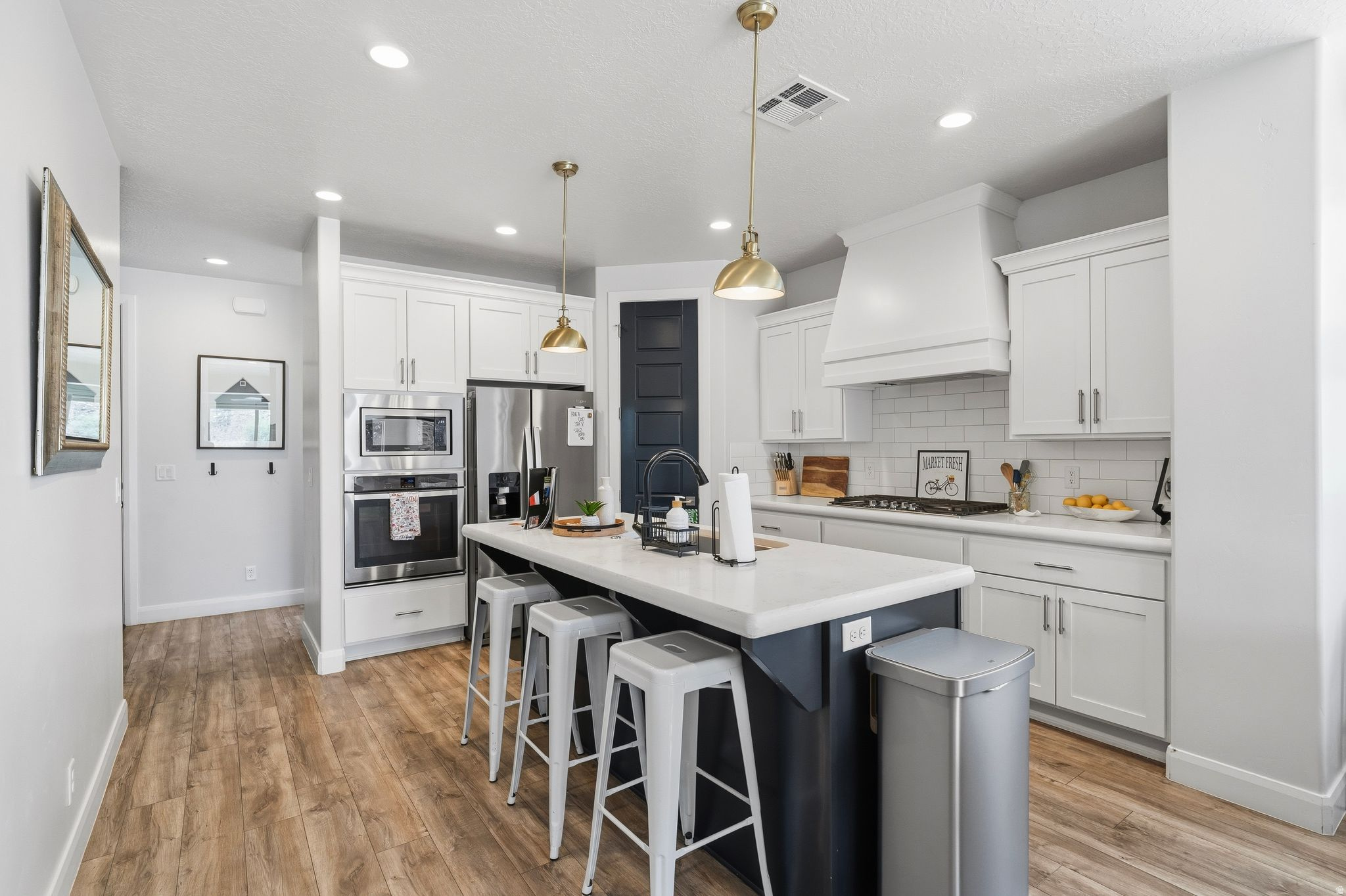 ESCAPES AT THE LEDGES PH 2 - Residential