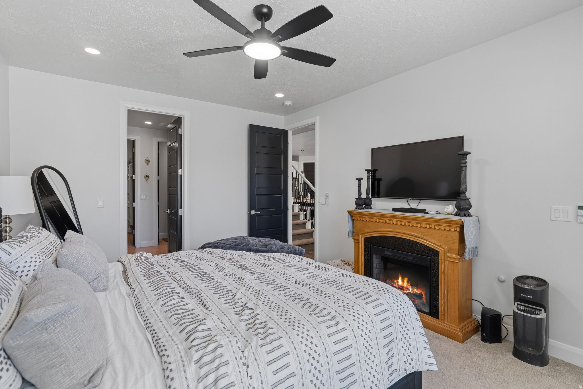 ESCAPES AT THE LEDGES PH 2 - Residential