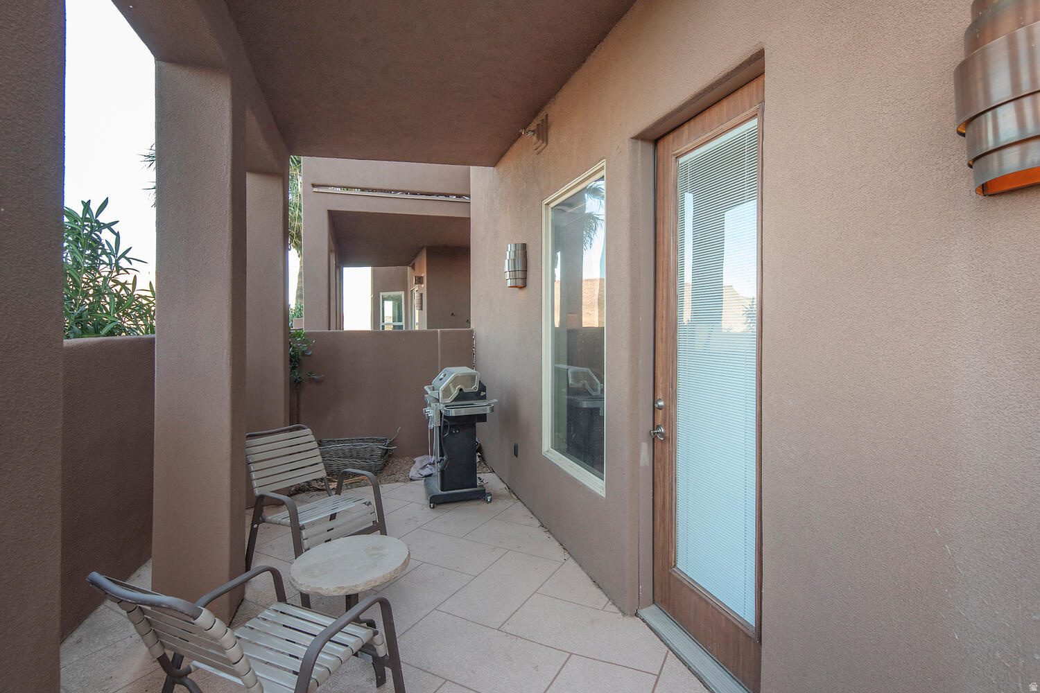 POINT VISTA CONDO - Residential