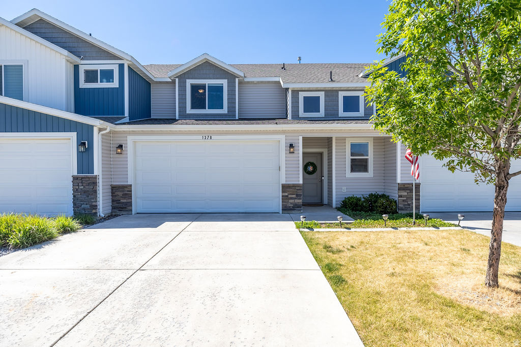 ELK MOUNTAIN - Residential