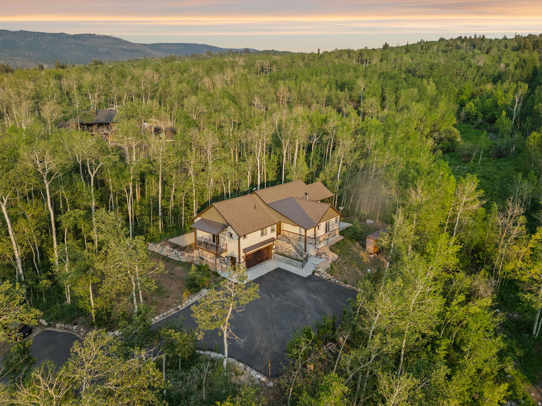TIMBER LAKES - Residential