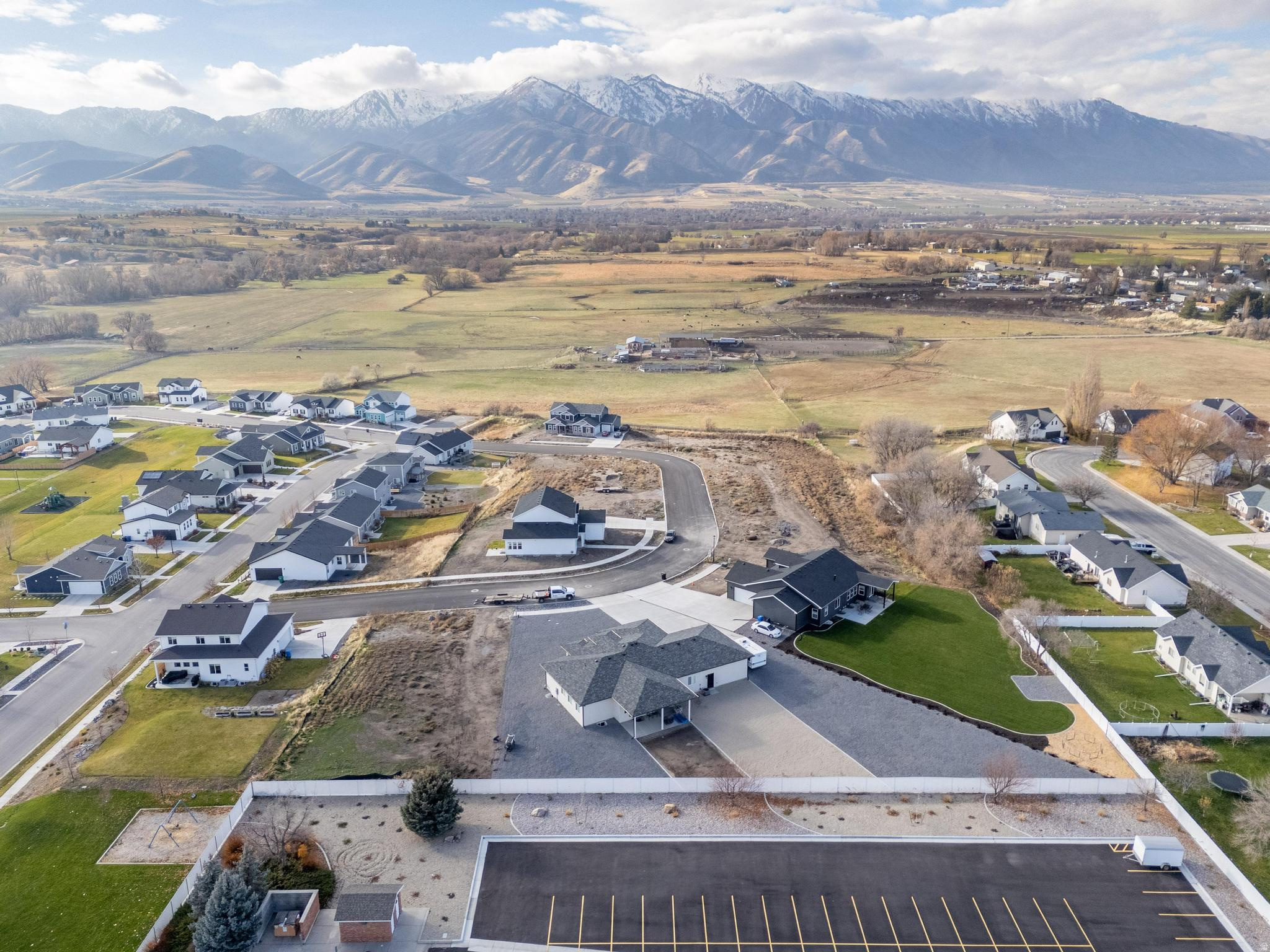 MOUNT STERLING - Land