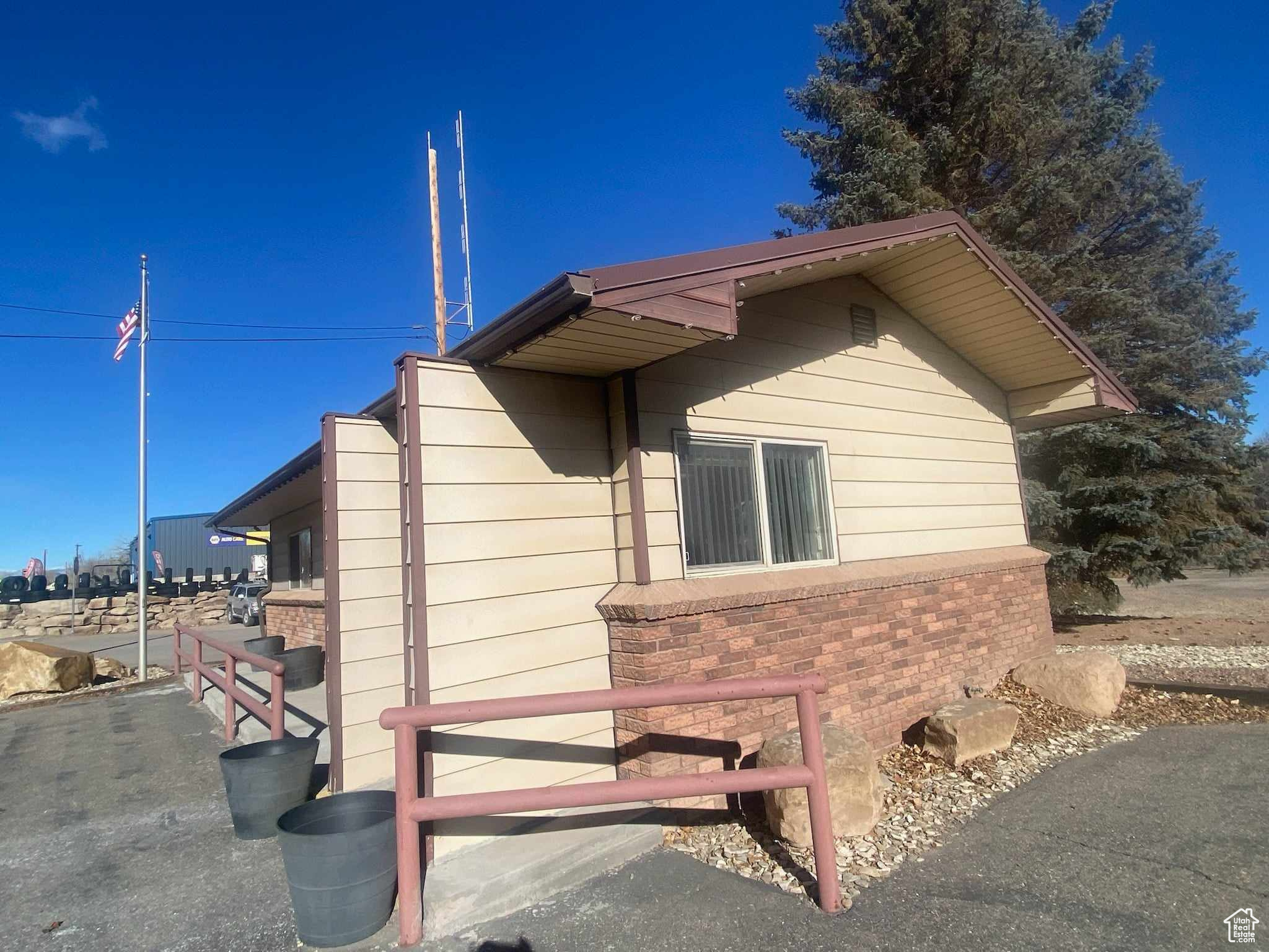 184 NORTH CENTER STREET - Commercial Sale
