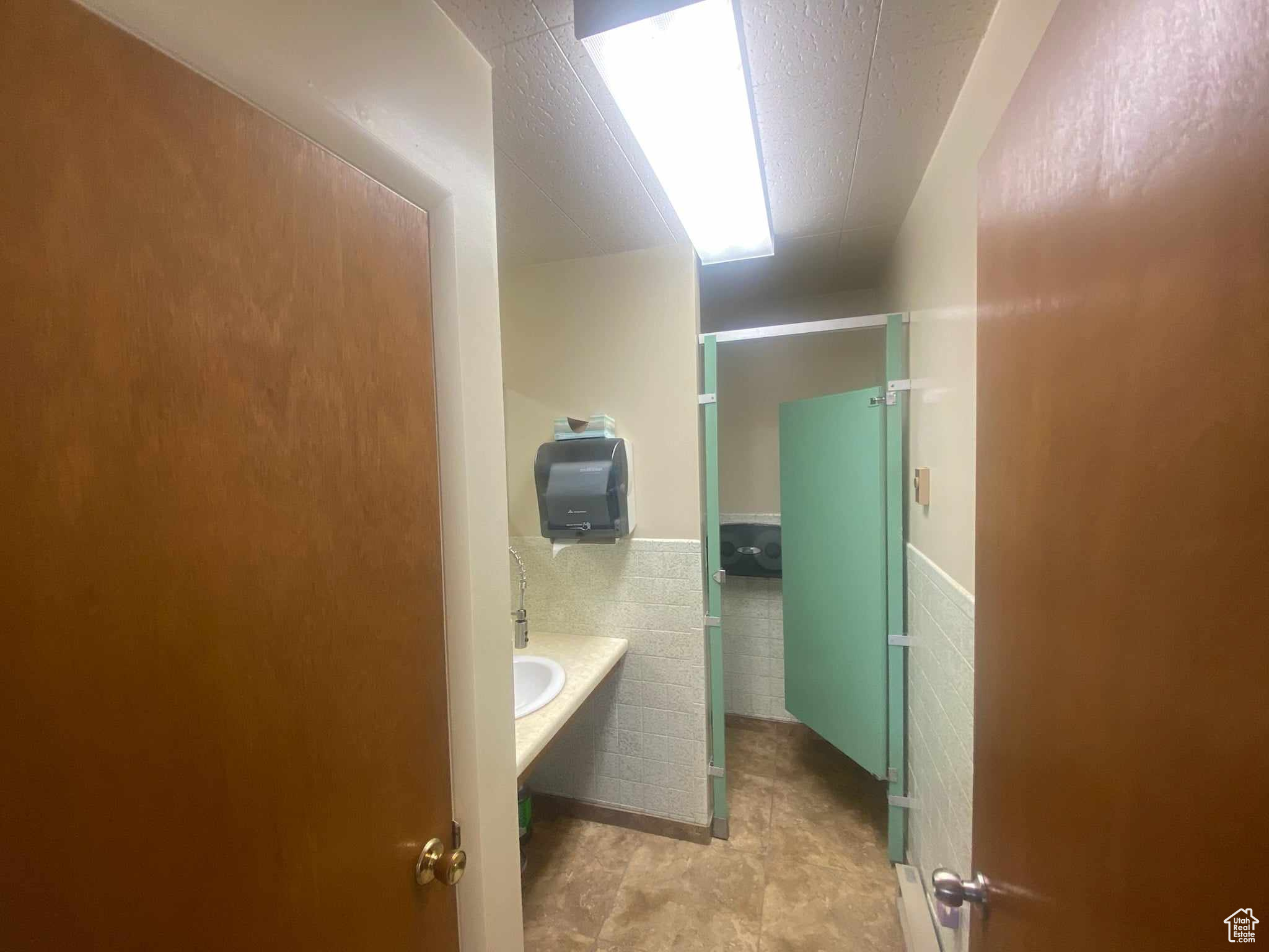 184 NORTH CENTER STREET - Commercial Sale