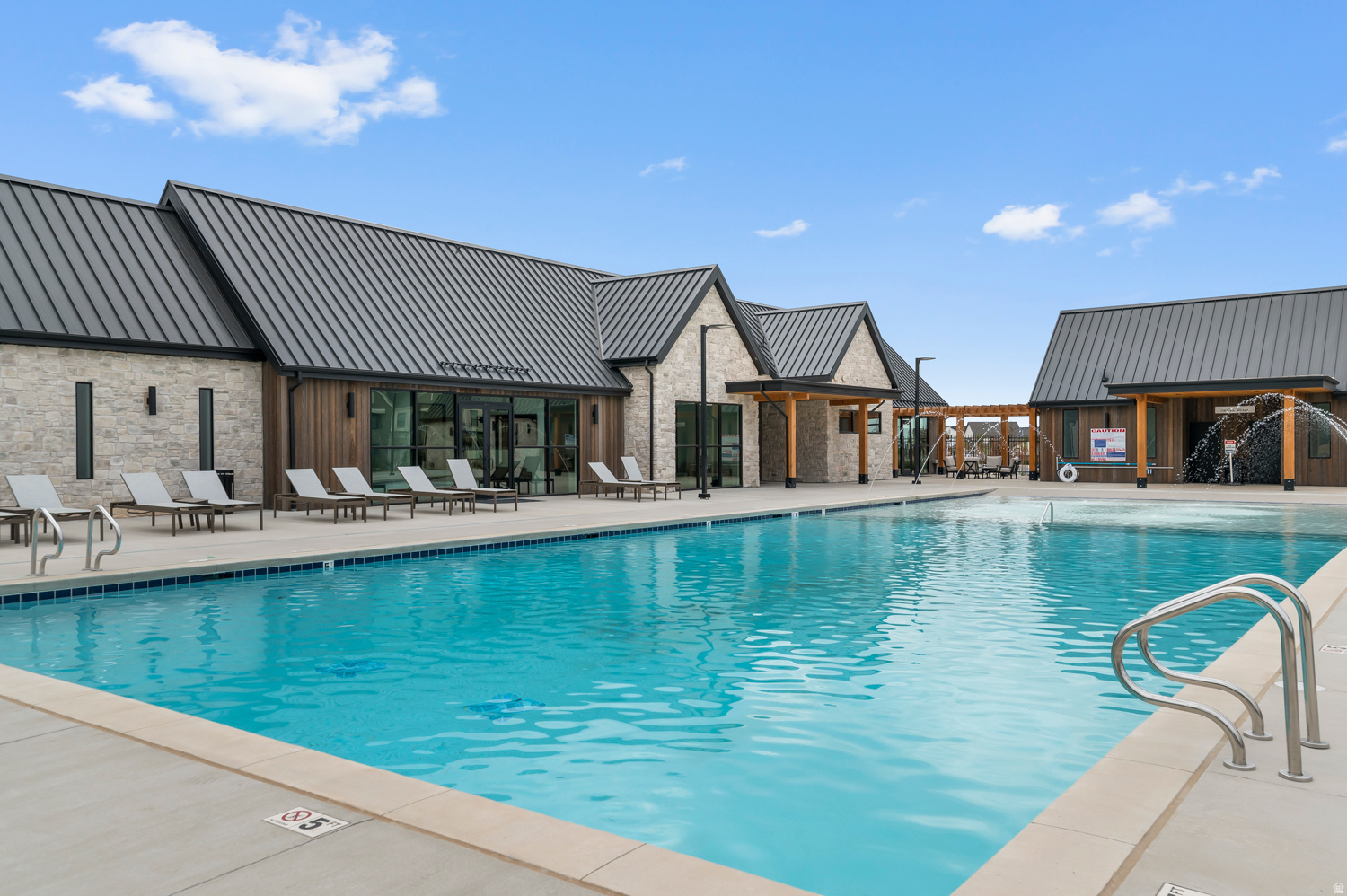 VIRIDIAN - Residential