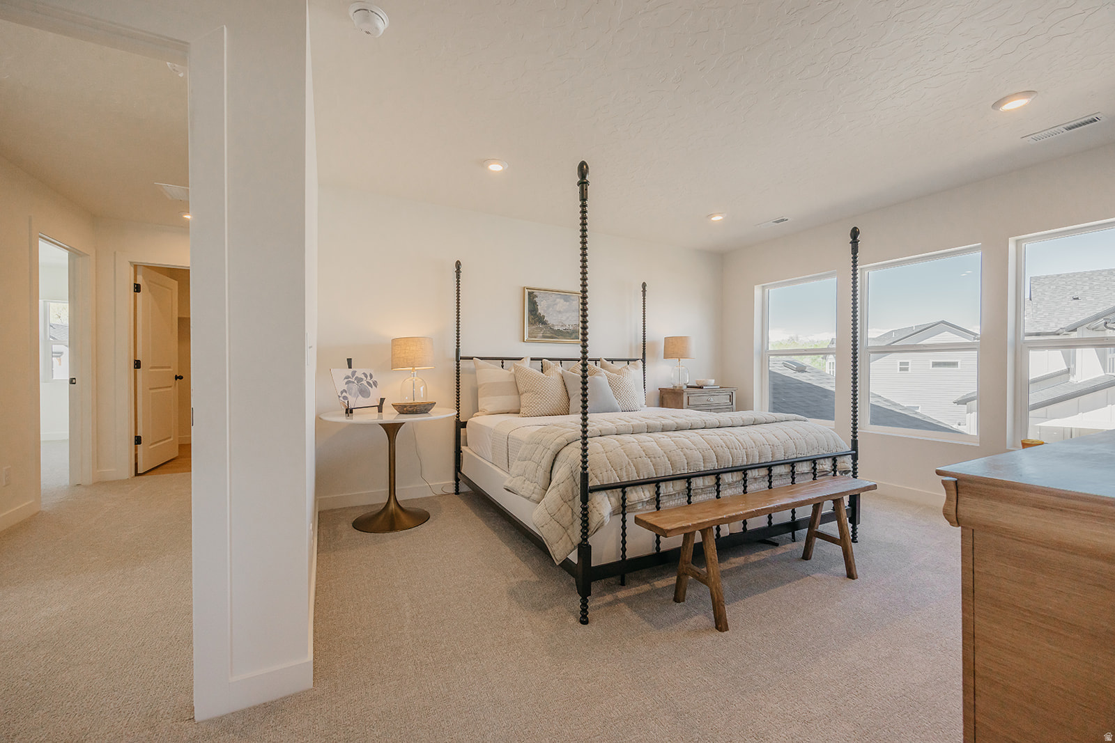 RIVERSIDE ESTATES - Residential