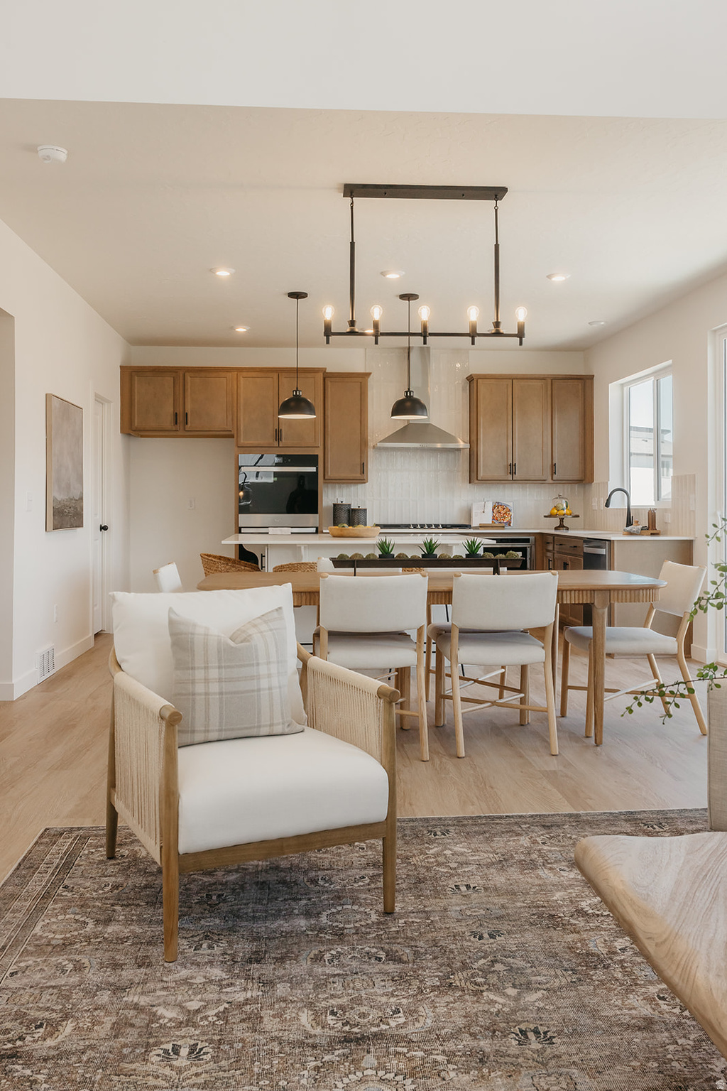 RIVERSIDE ESTATES - Residential