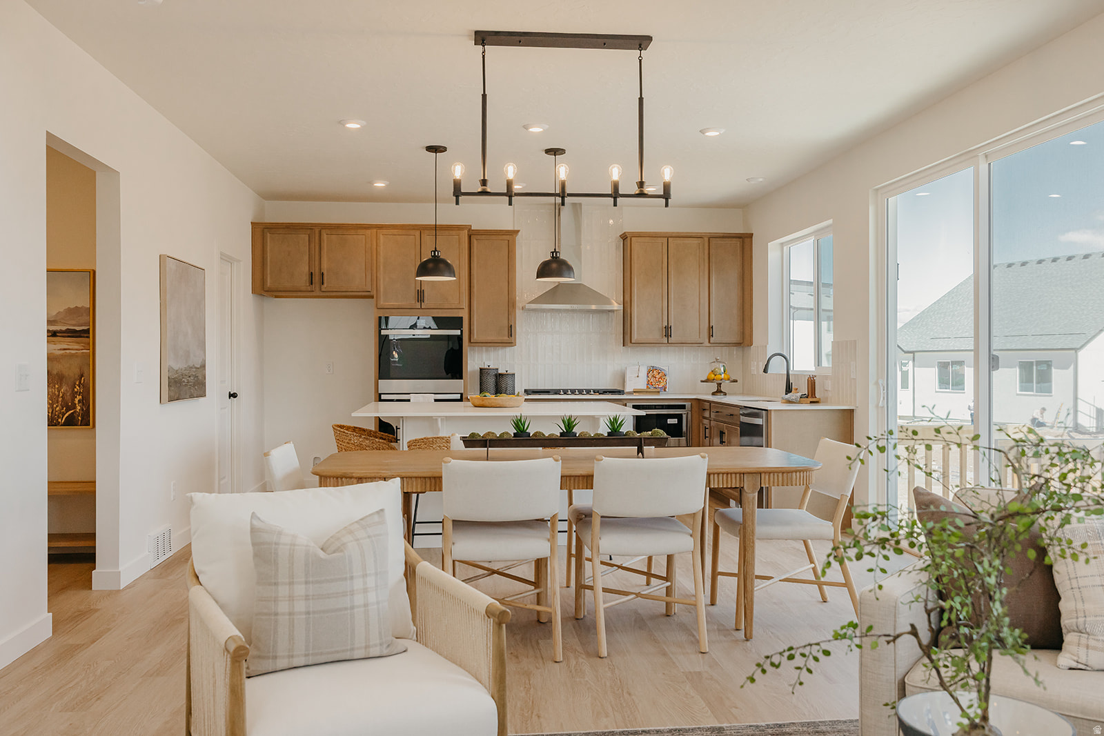 RIVERSIDE ESTATES - Residential