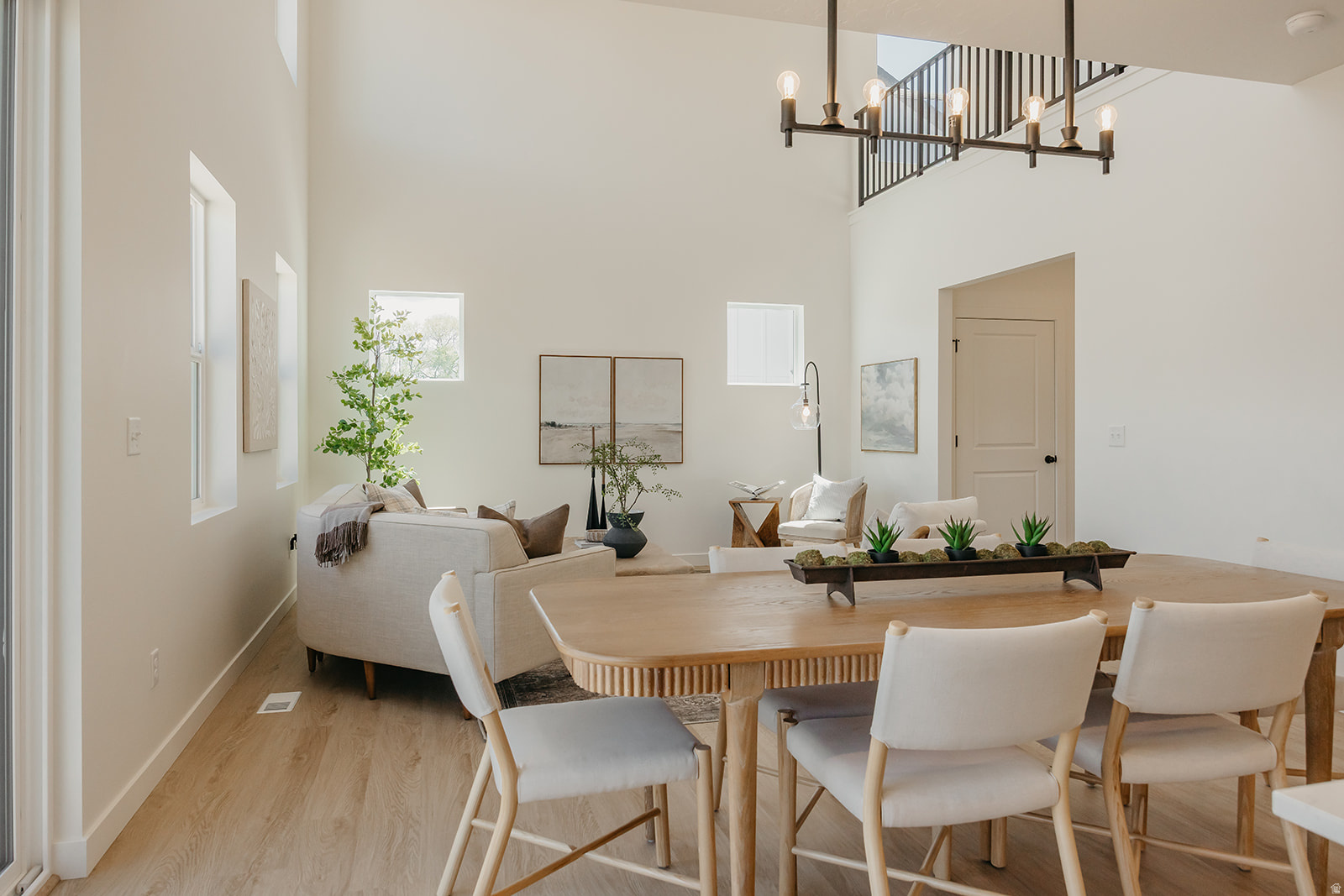 RIVERSIDE ESTATES - Residential