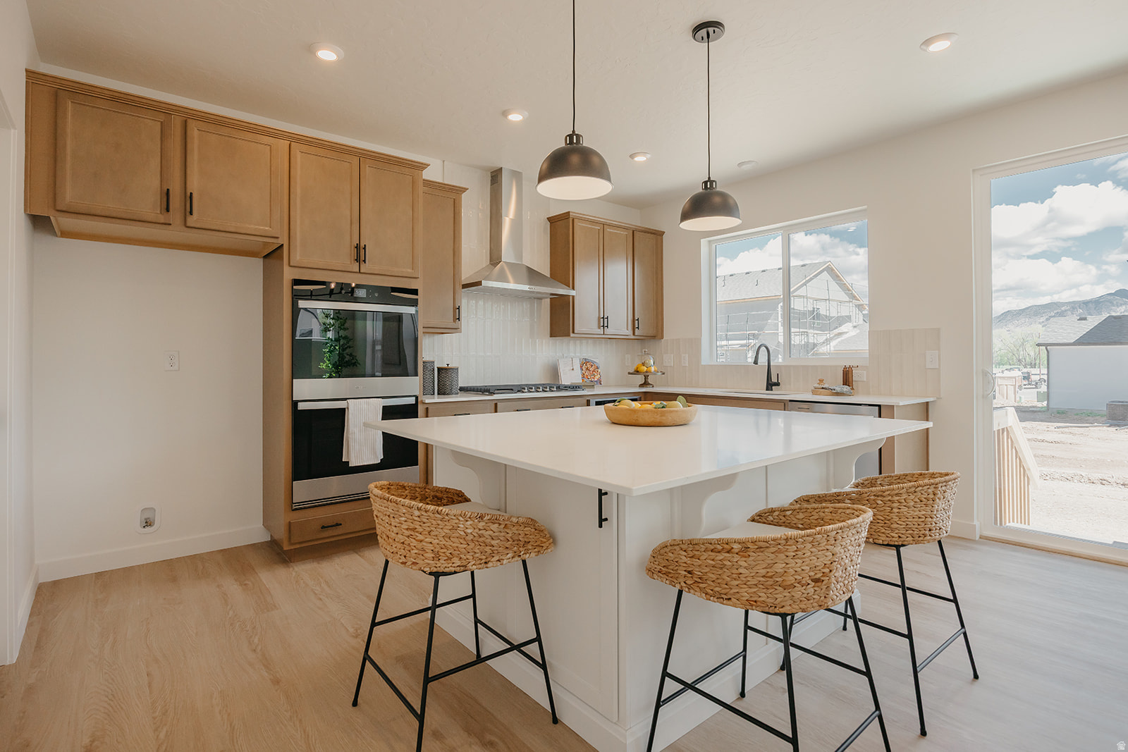 RIVERSIDE ESTATES - Residential