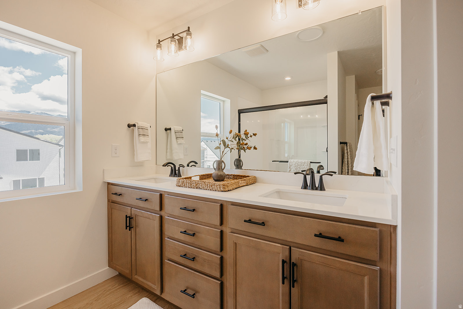RIVERSIDE ESTATES - Residential
