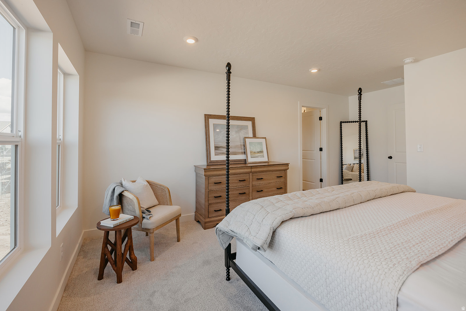 RIVERSIDE ESTATES - Residential