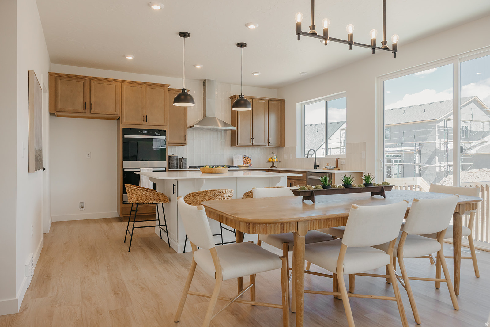 RIVERSIDE ESTATES - Residential