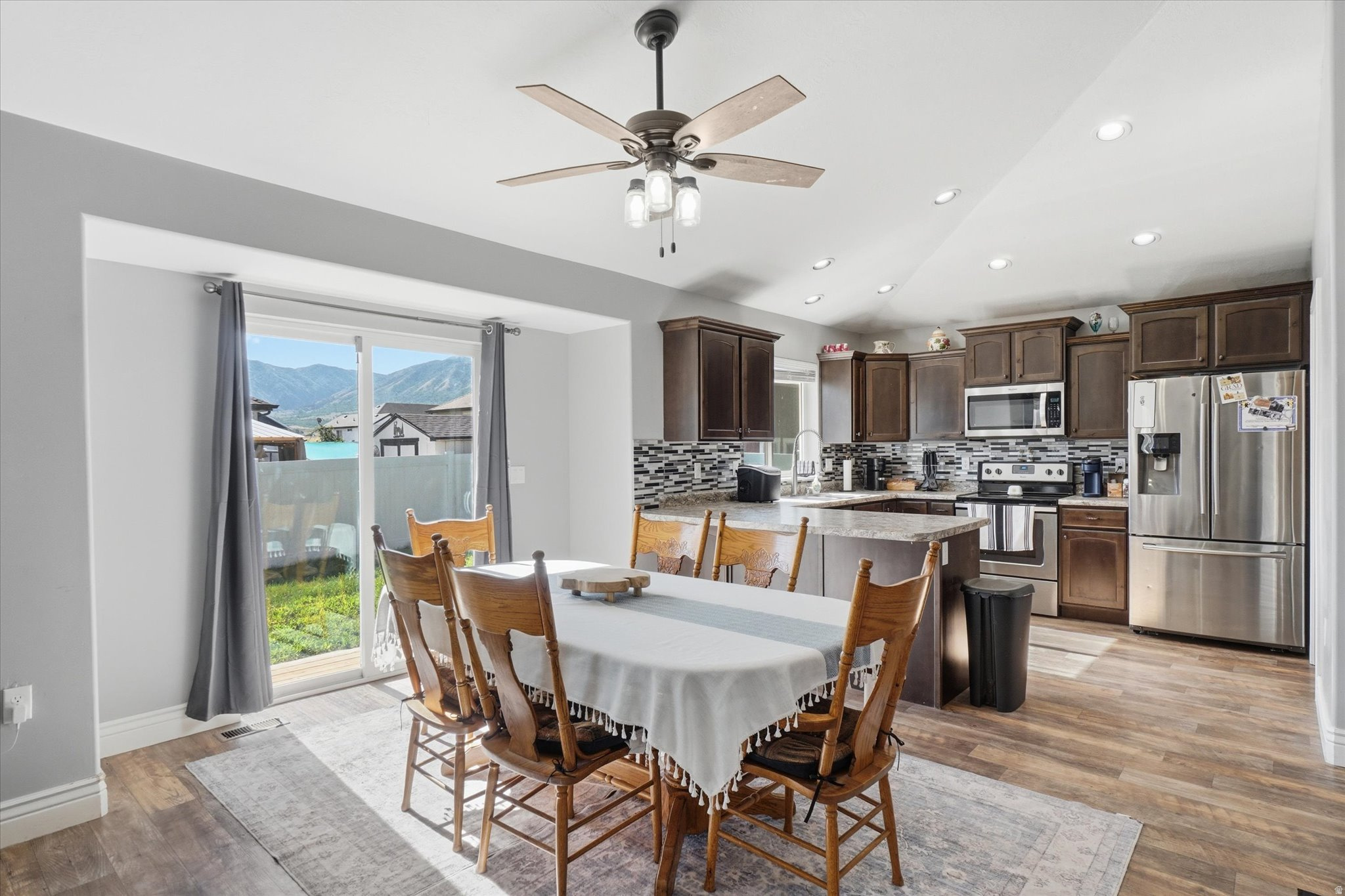 CANYON VILLAGE-RUST PHASE 1 - Residential