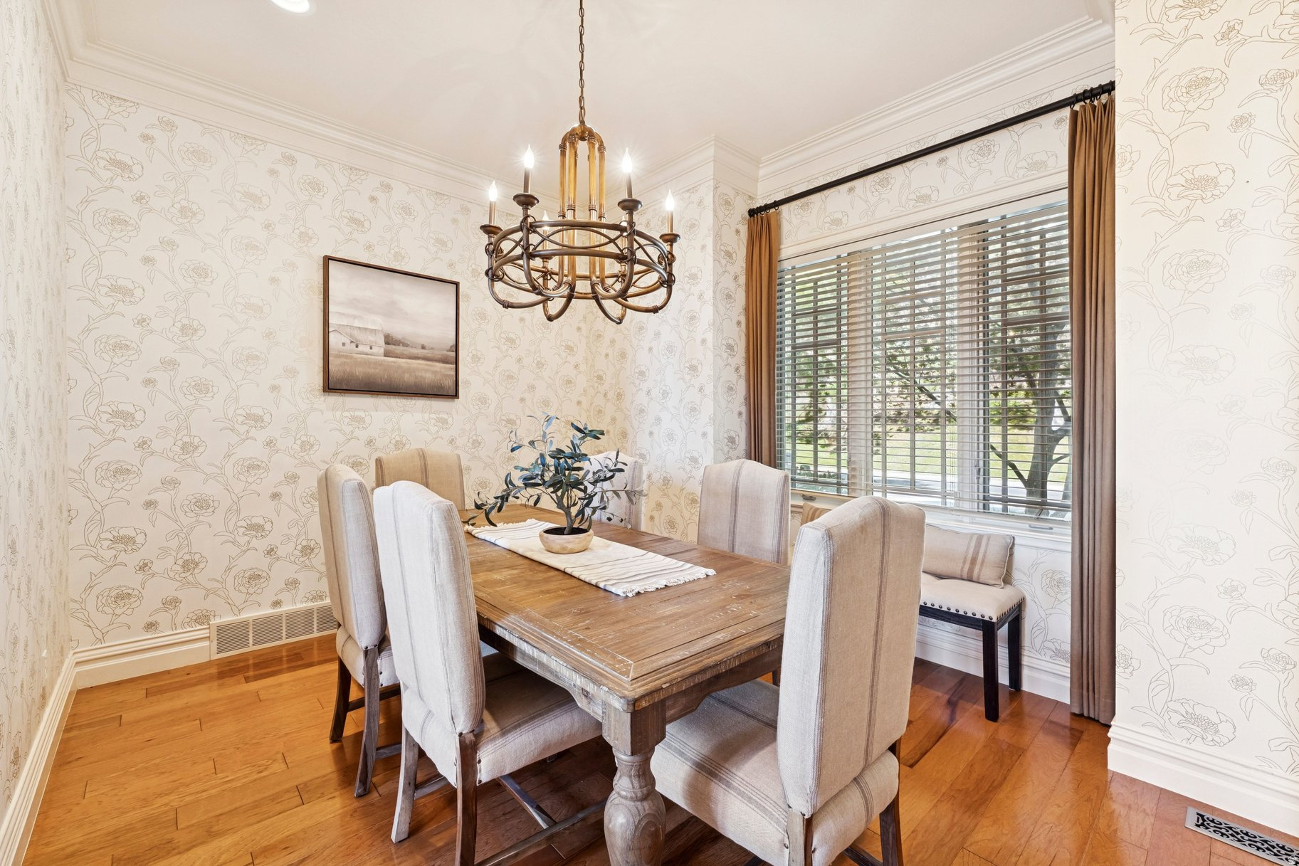 ALMOND STREET - Residential