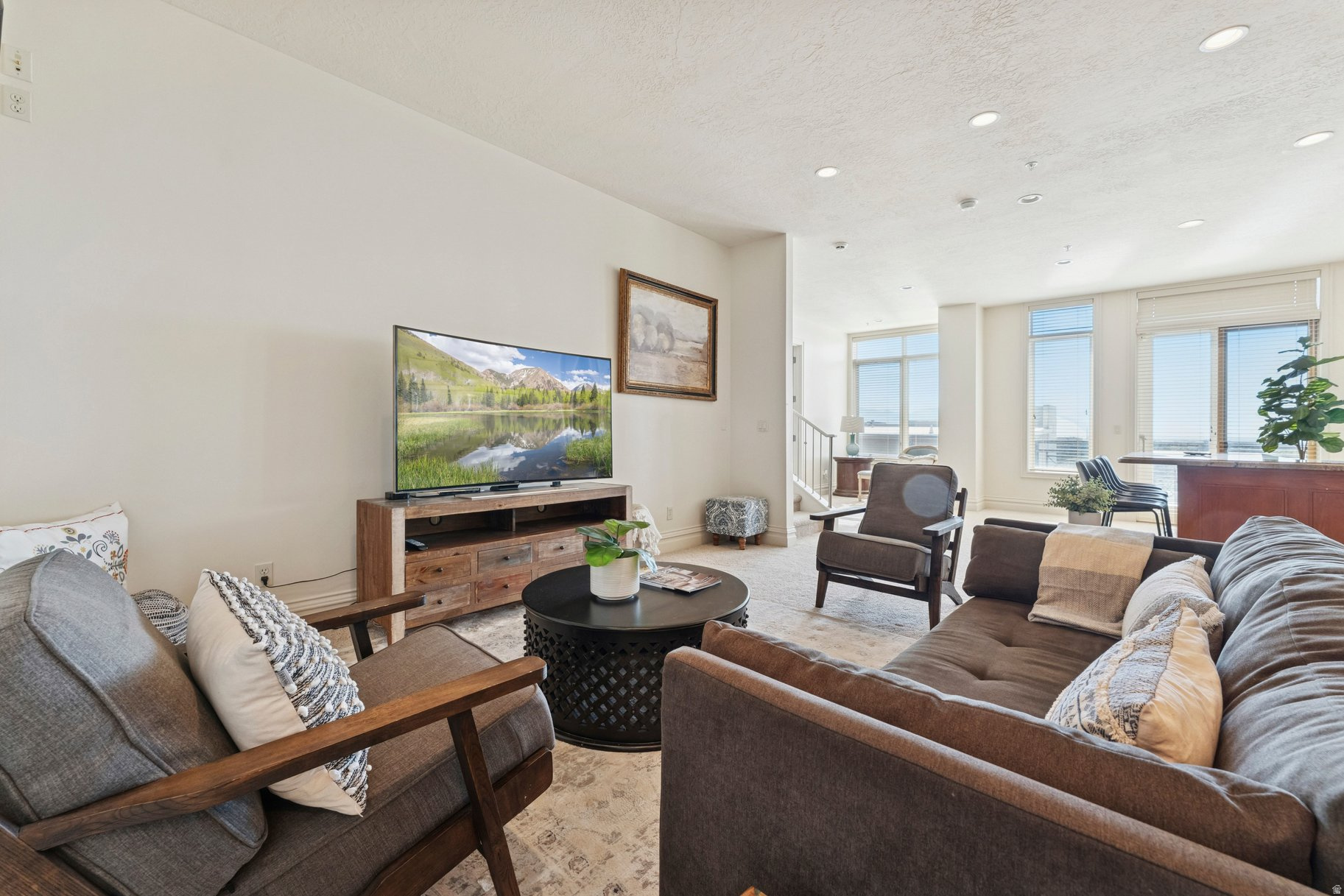 ALMOND STREET - Residential
