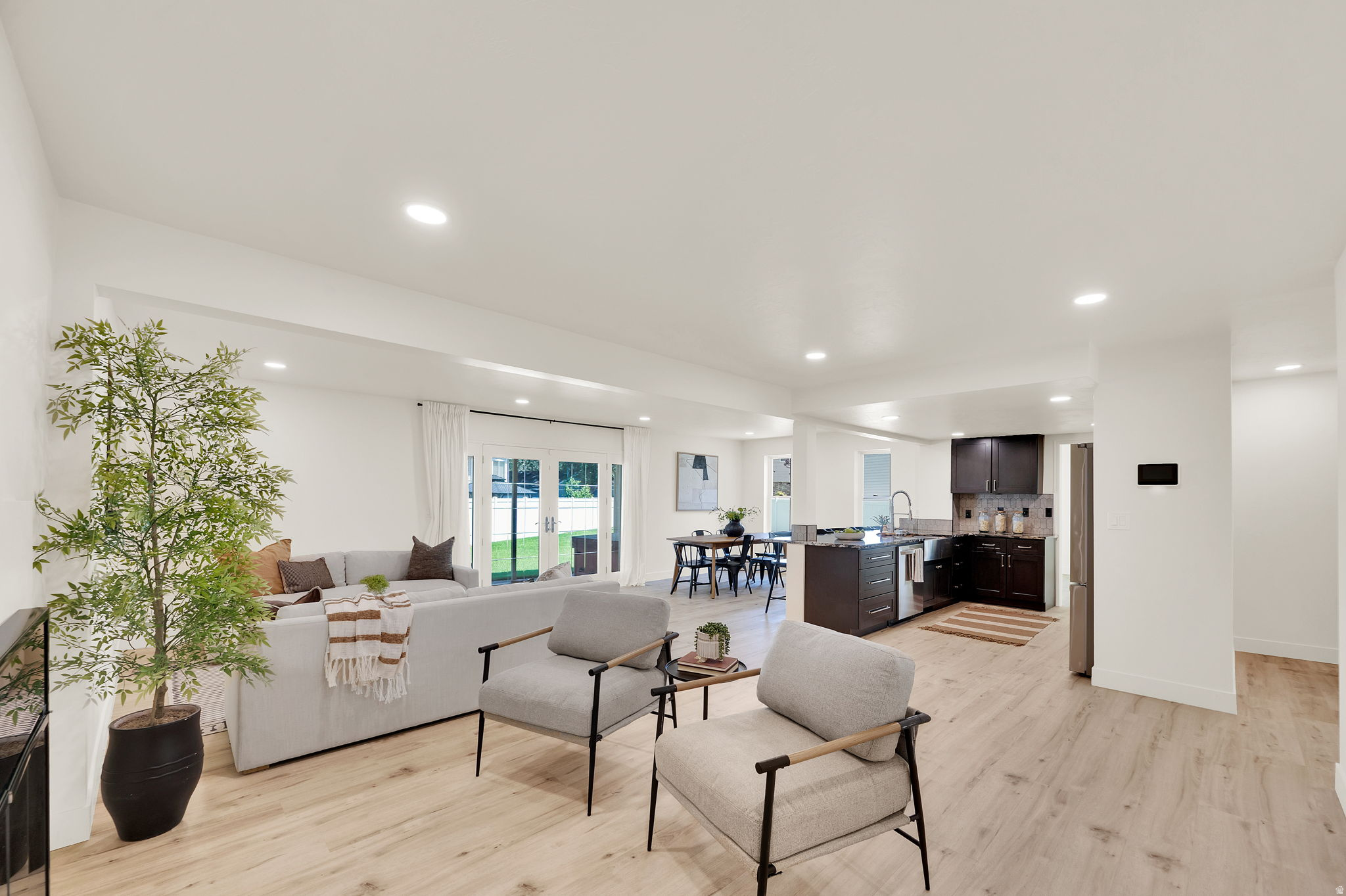 SANDRIDGE #1 - Residential