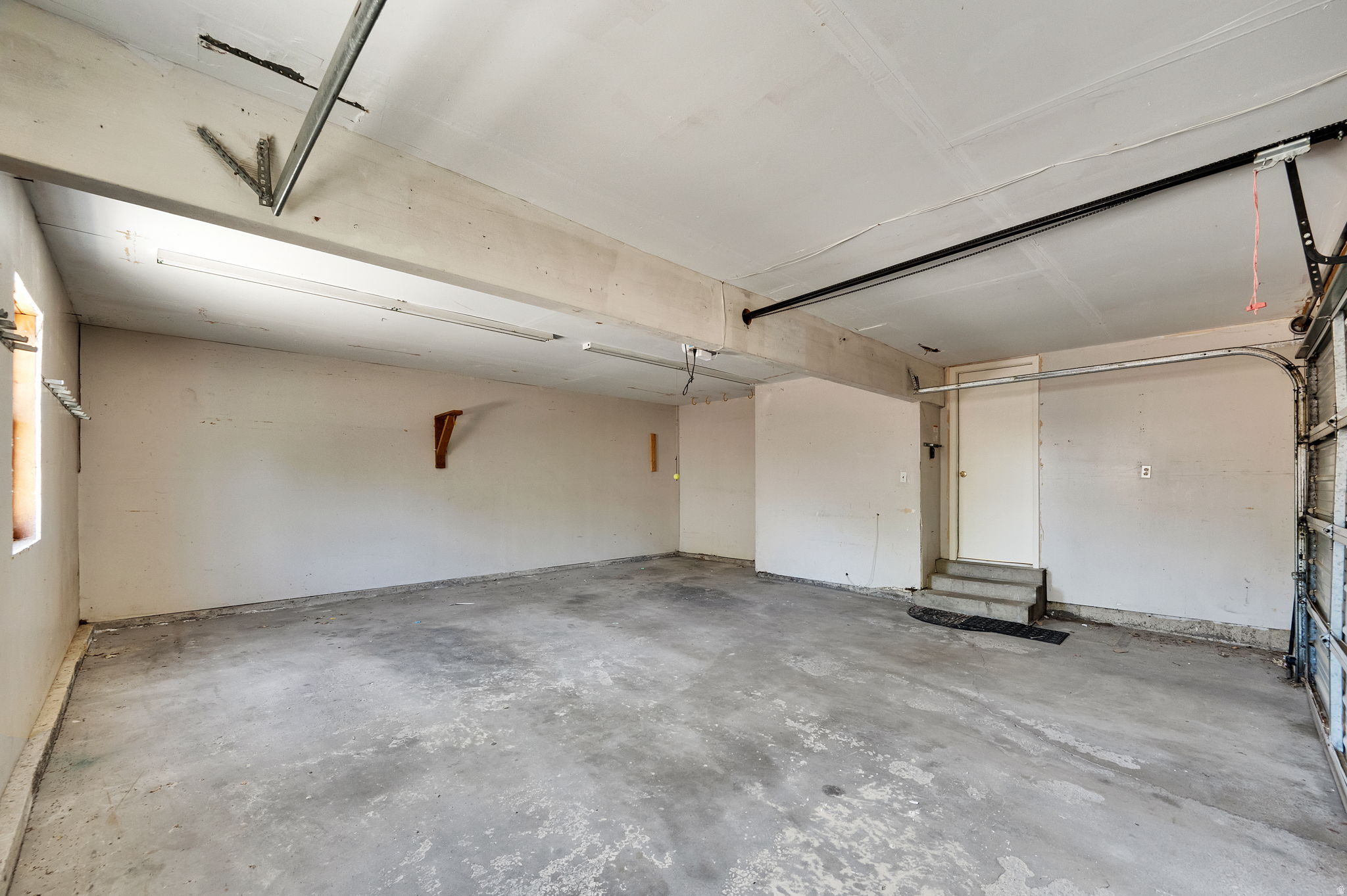 SANDRIDGE #1 - Residential