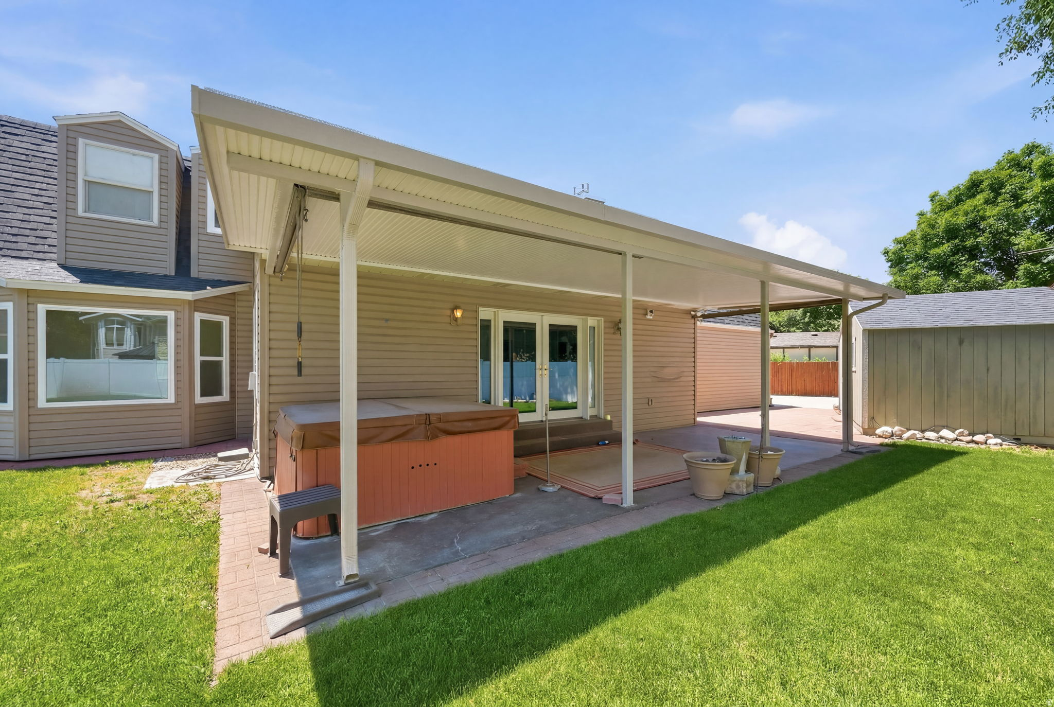 SANDRIDGE #1 - Residential