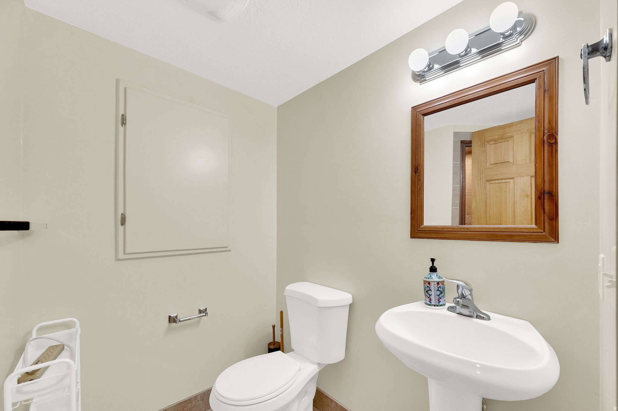SANDRIDGE #1 - Residential