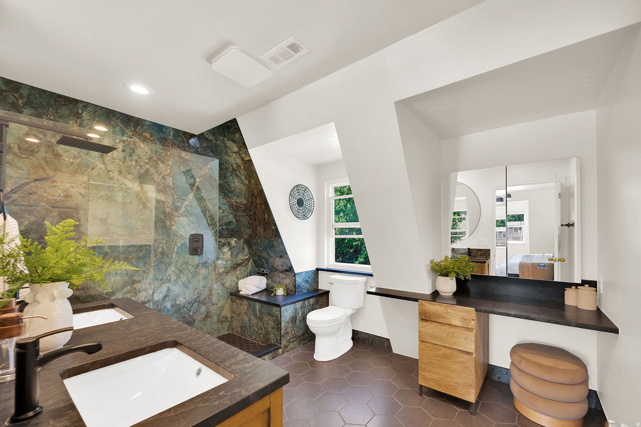 SANDRIDGE #1 - Residential