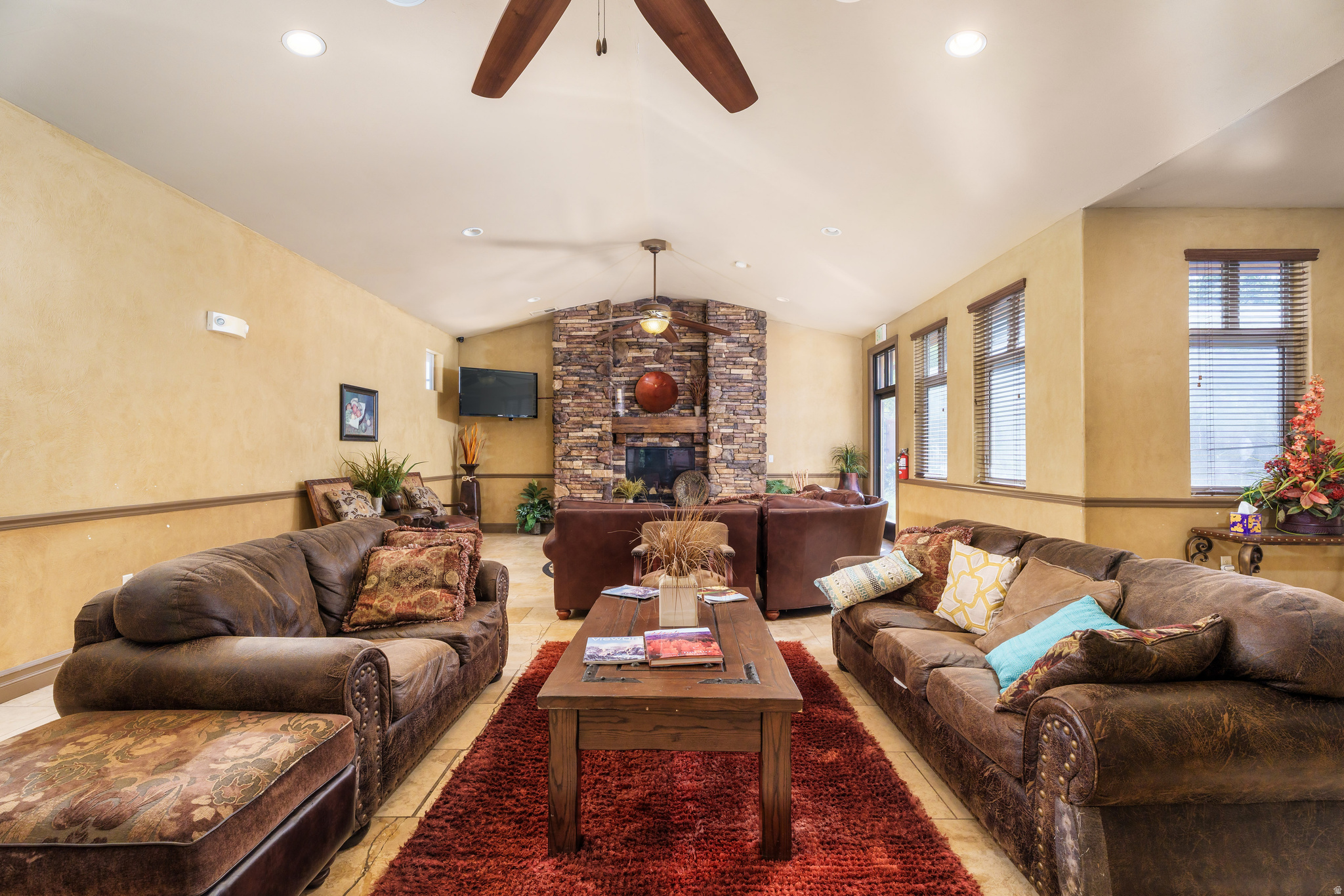 CORAL SPRINGS CONDOMINIUMS - Residential