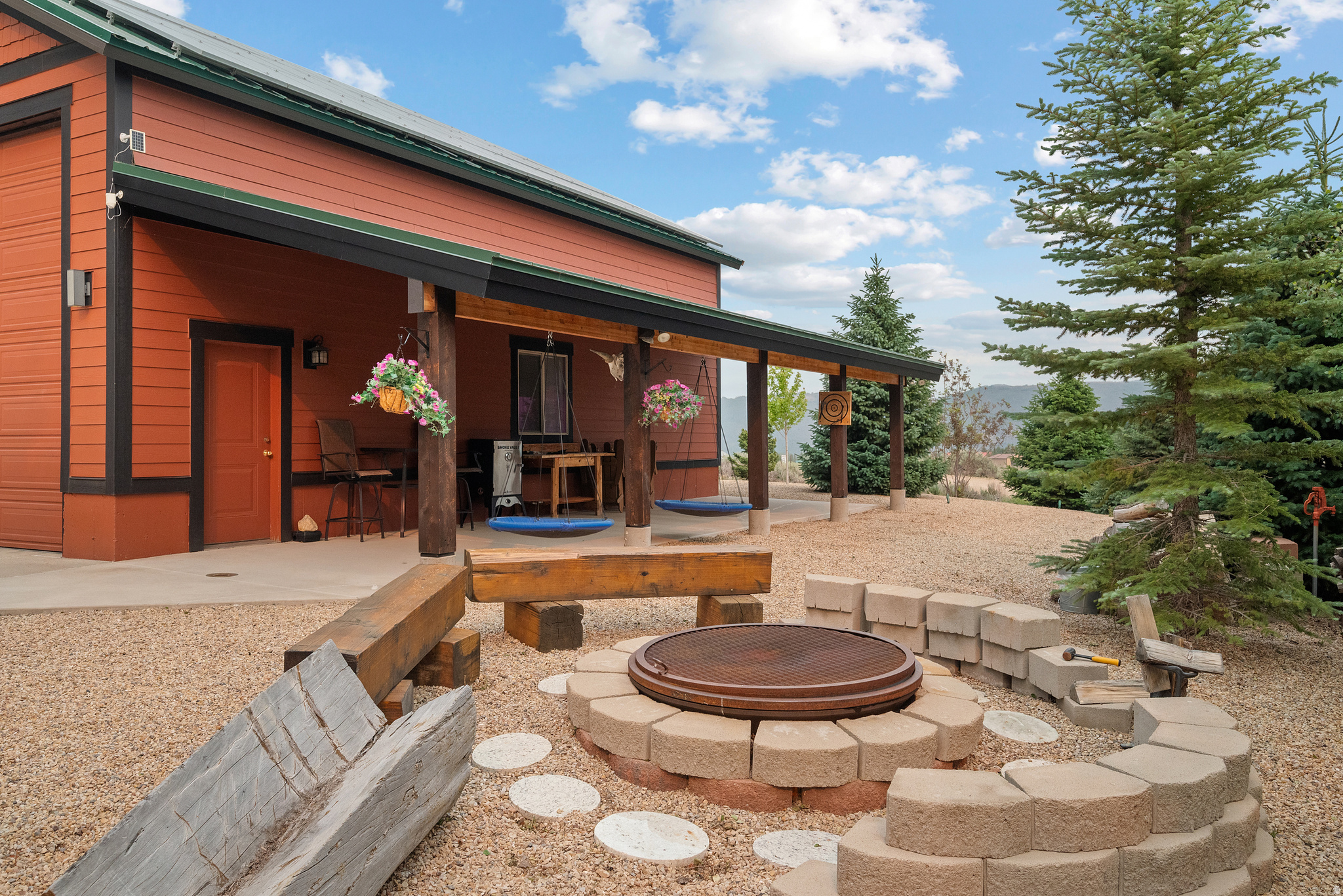STRAWBERRY LAKEVIEW - Residential