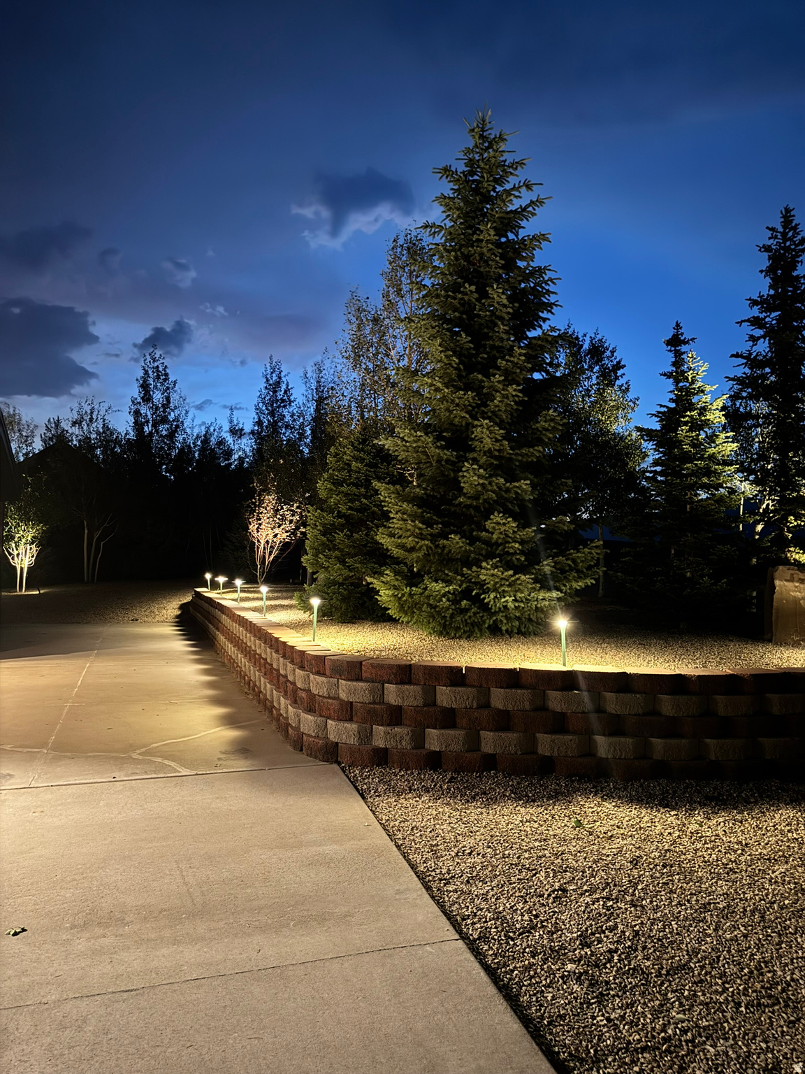 STRAWBERRY LAKEVIEW - Residential