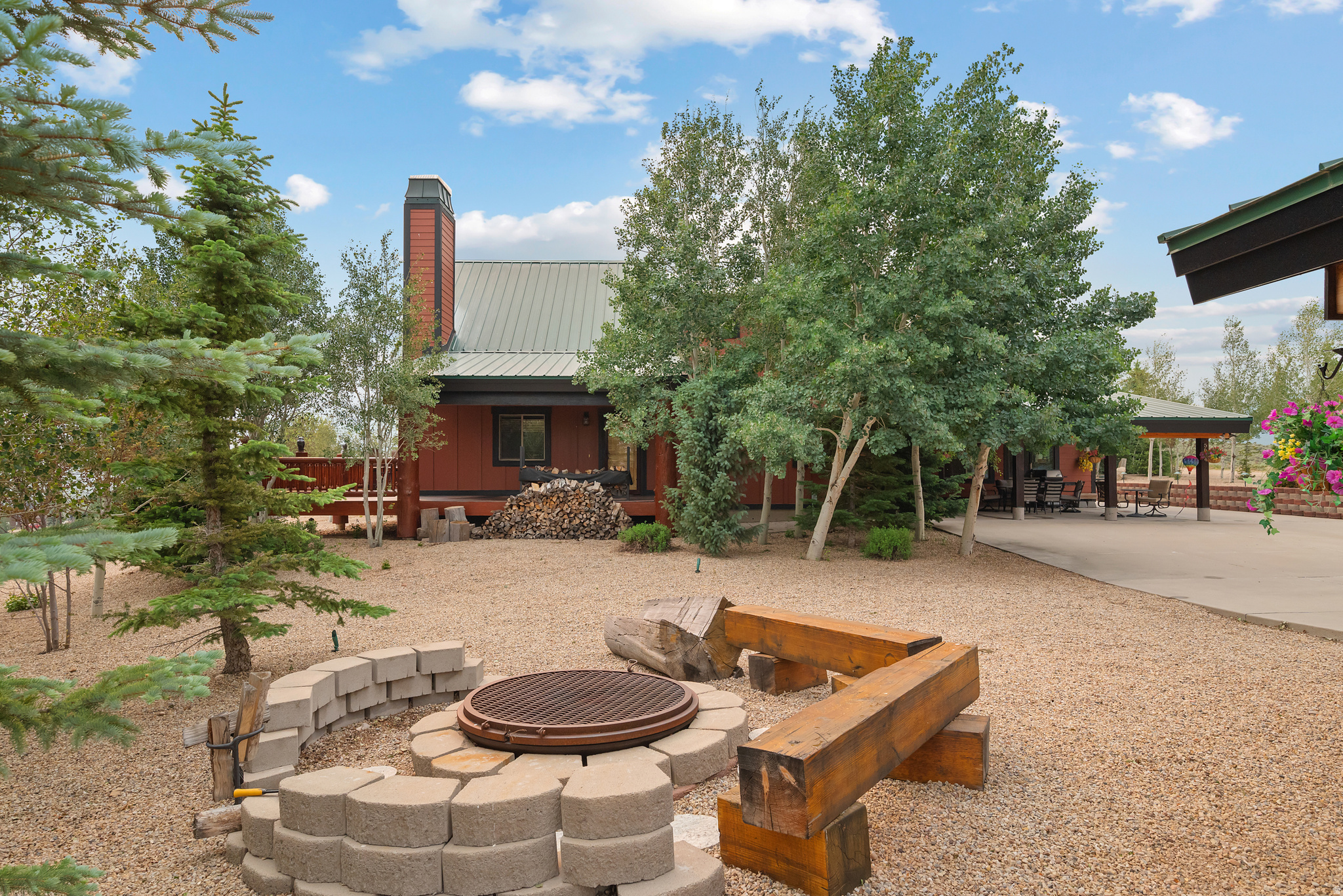 STRAWBERRY LAKEVIEW - Residential