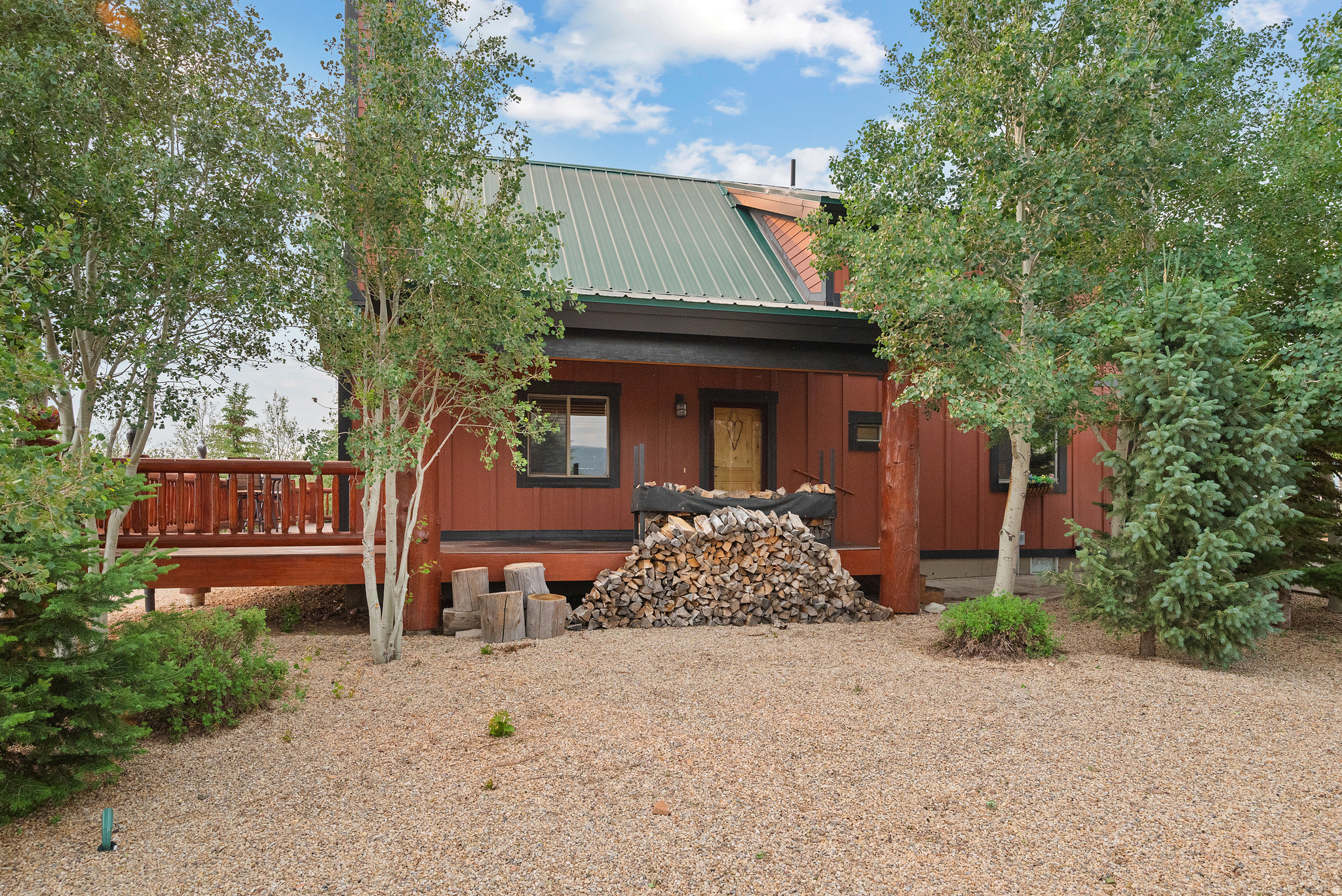 STRAWBERRY LAKEVIEW - Residential