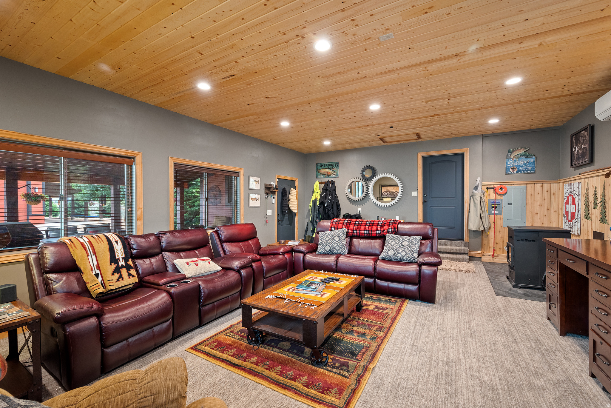 STRAWBERRY LAKEVIEW - Residential