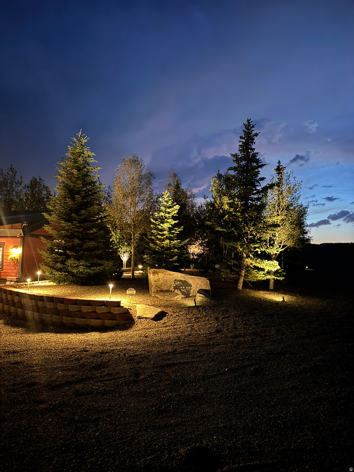 STRAWBERRY LAKEVIEW - Residential