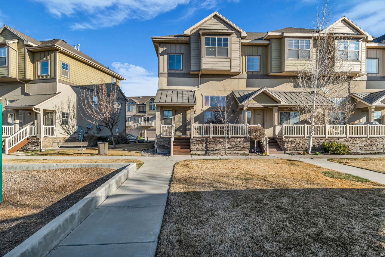 SPRING CREEK RANCH - Residential